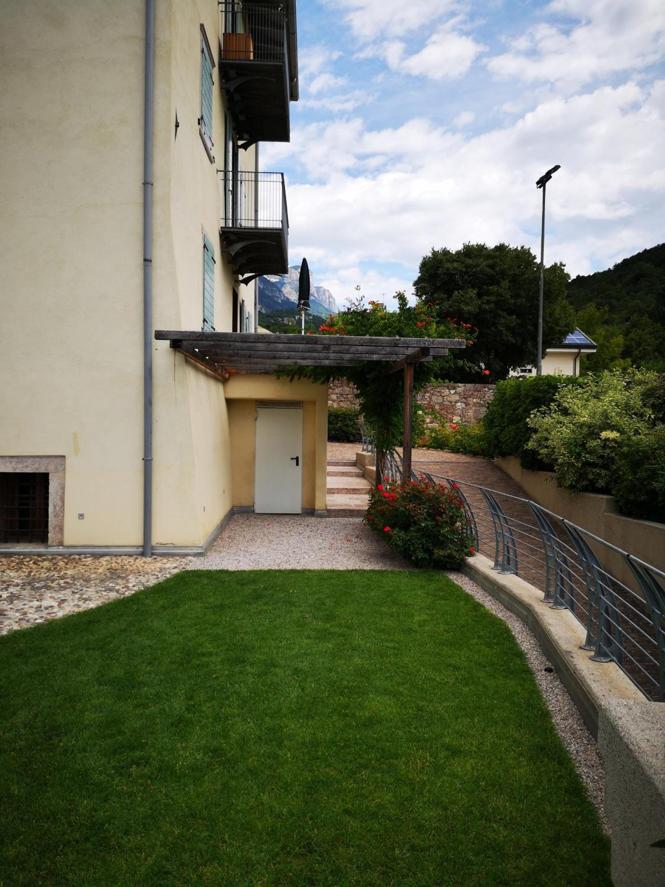 Casa Vacanza Ex Pretura Vallelaghi view 5