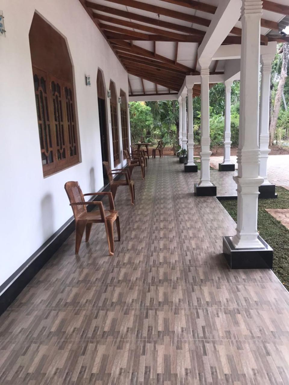 Pidurangala Villas