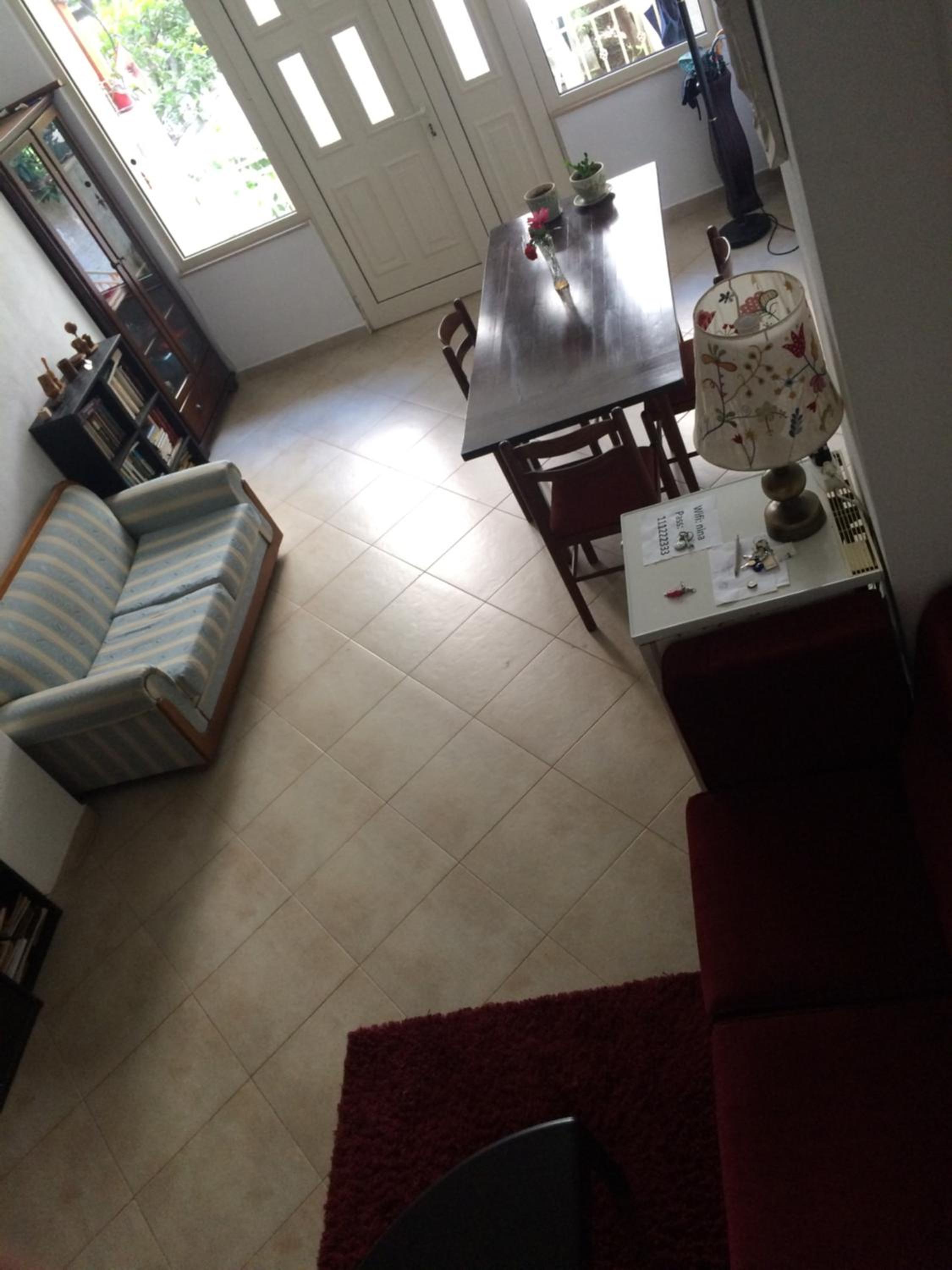 Nina Guest House