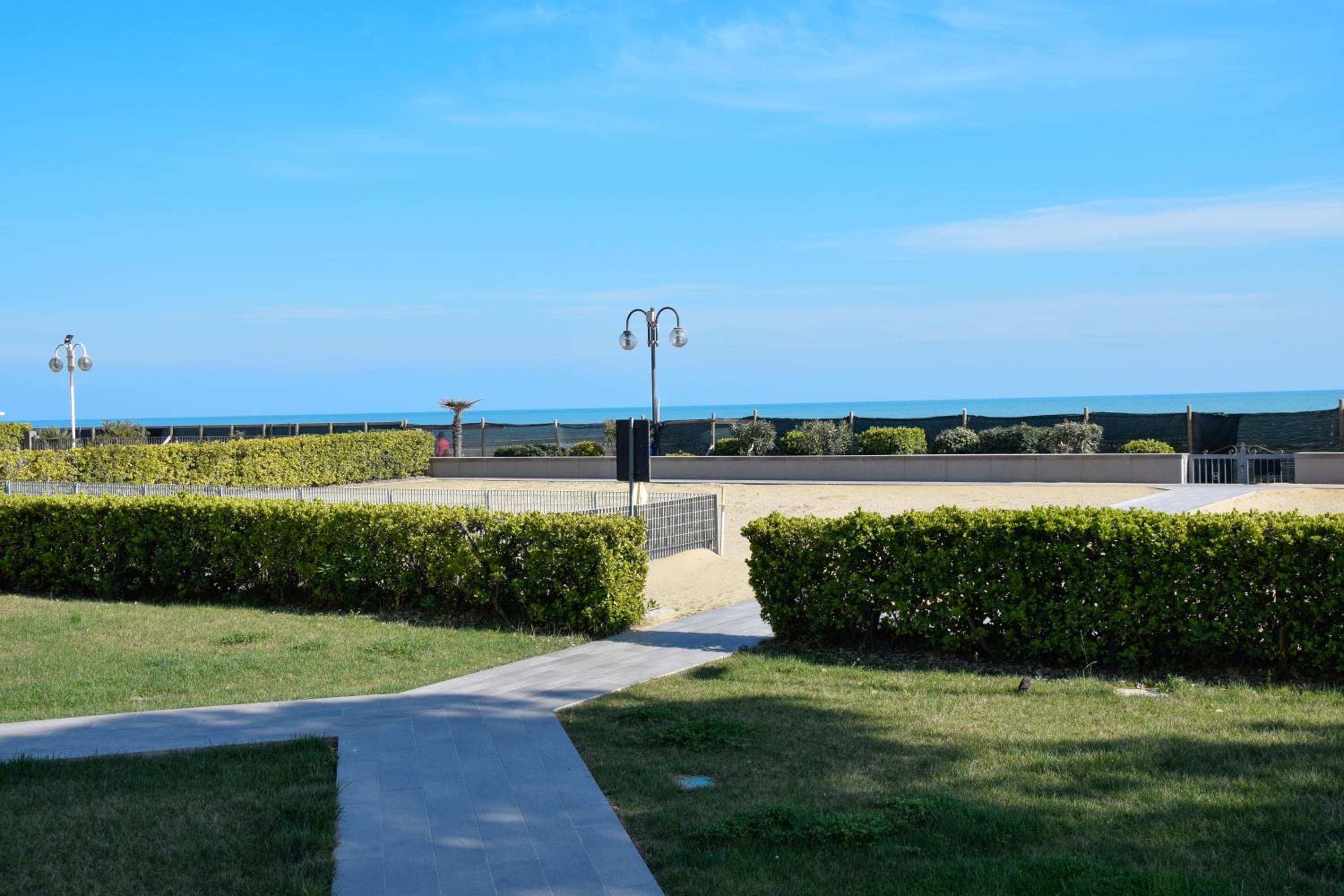 Vistamare Family Apartments view 2