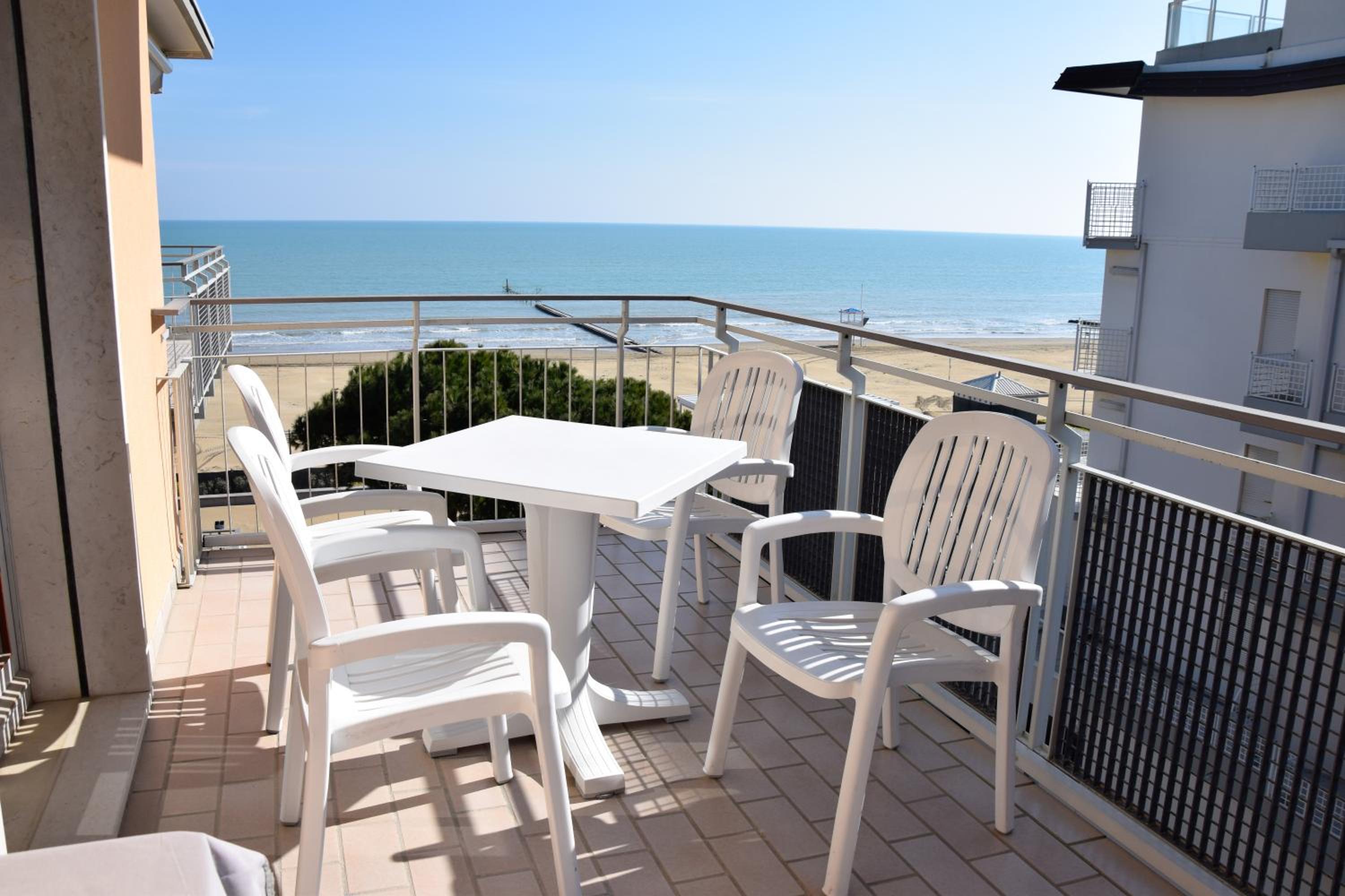 Vistamare Family Apartments view 5