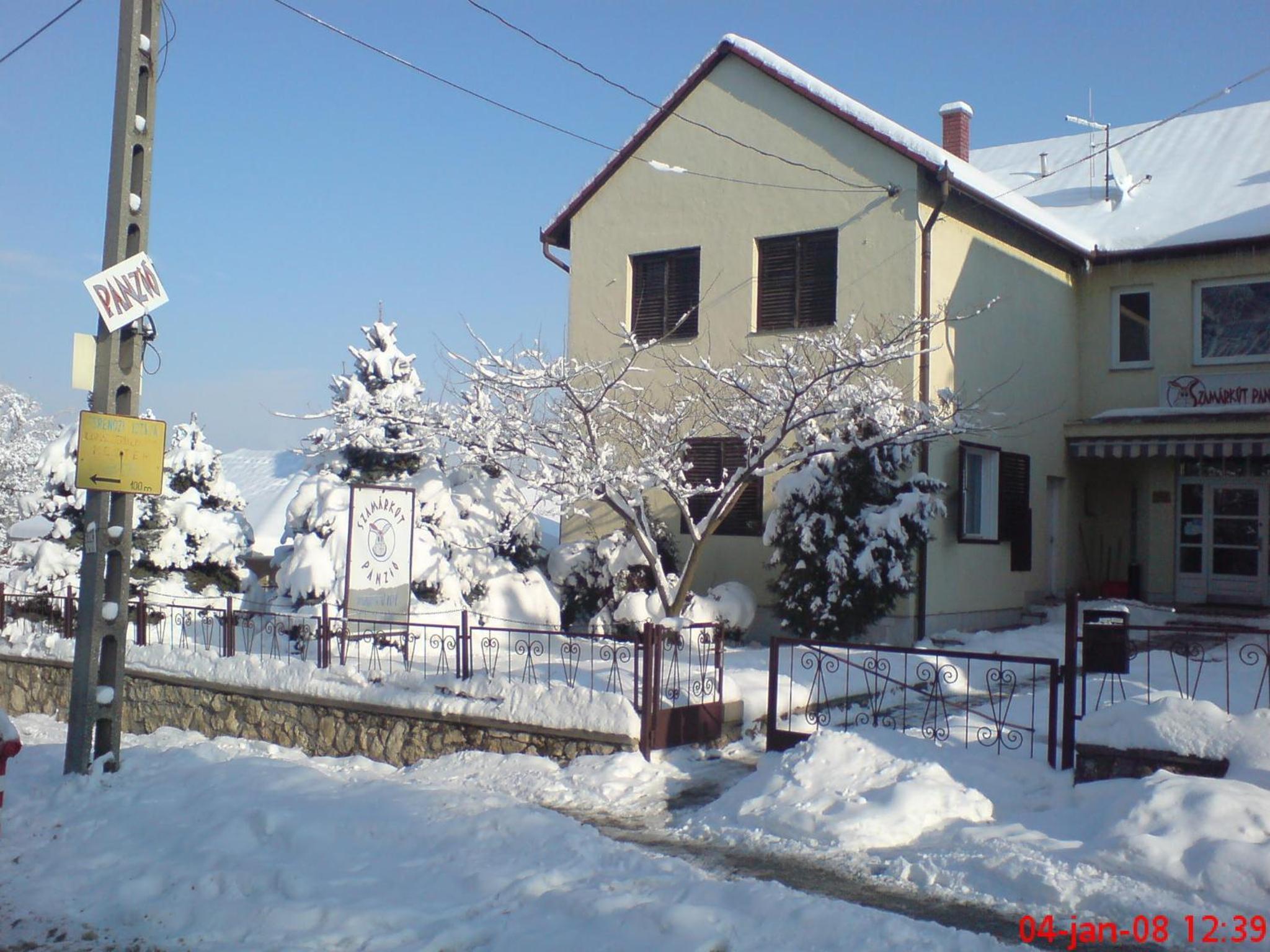 Photo 12