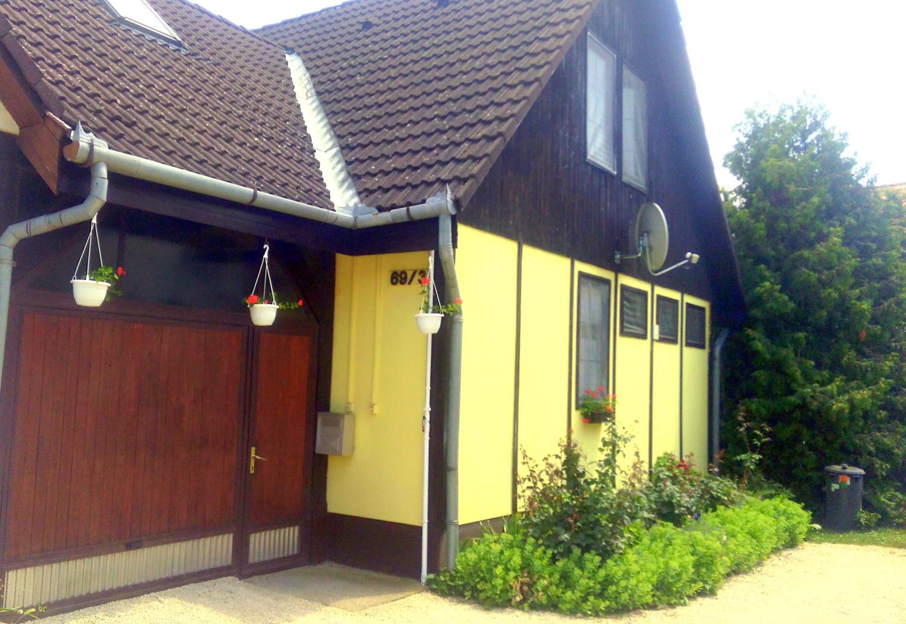 Tóth Apartman view 2