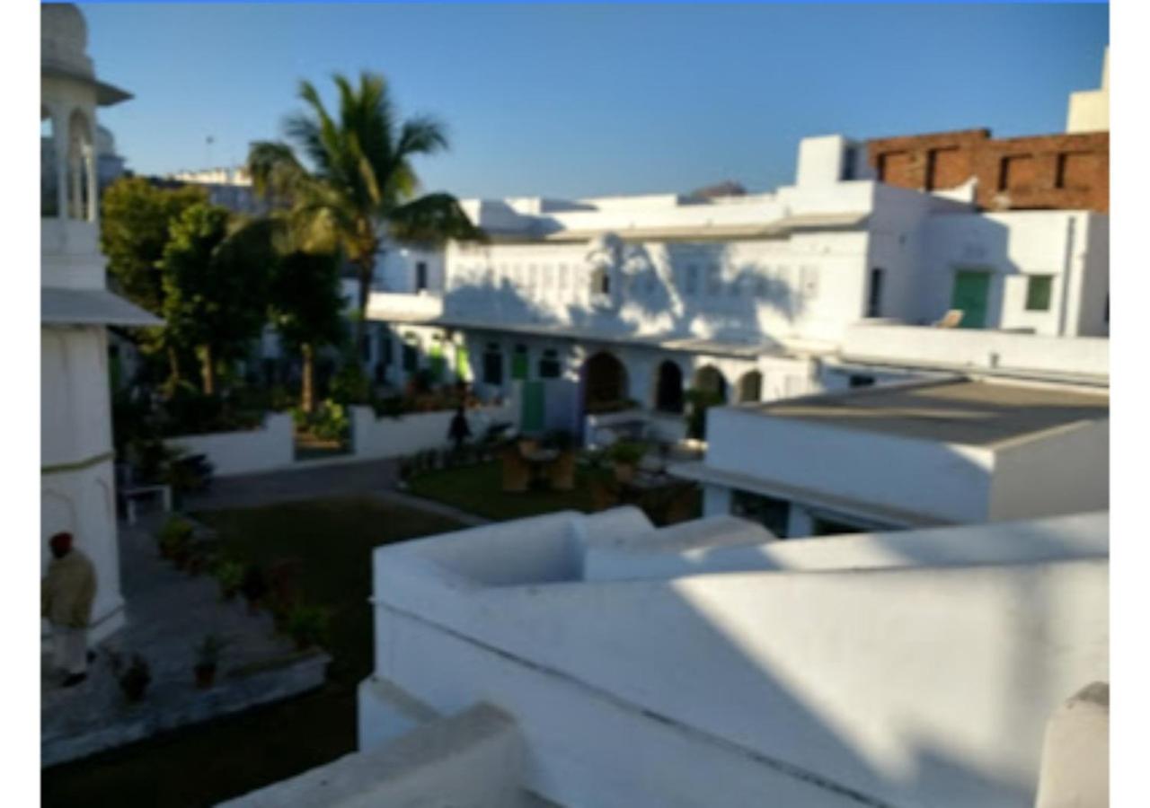 Shri Shyam Krishna Guest House view 3