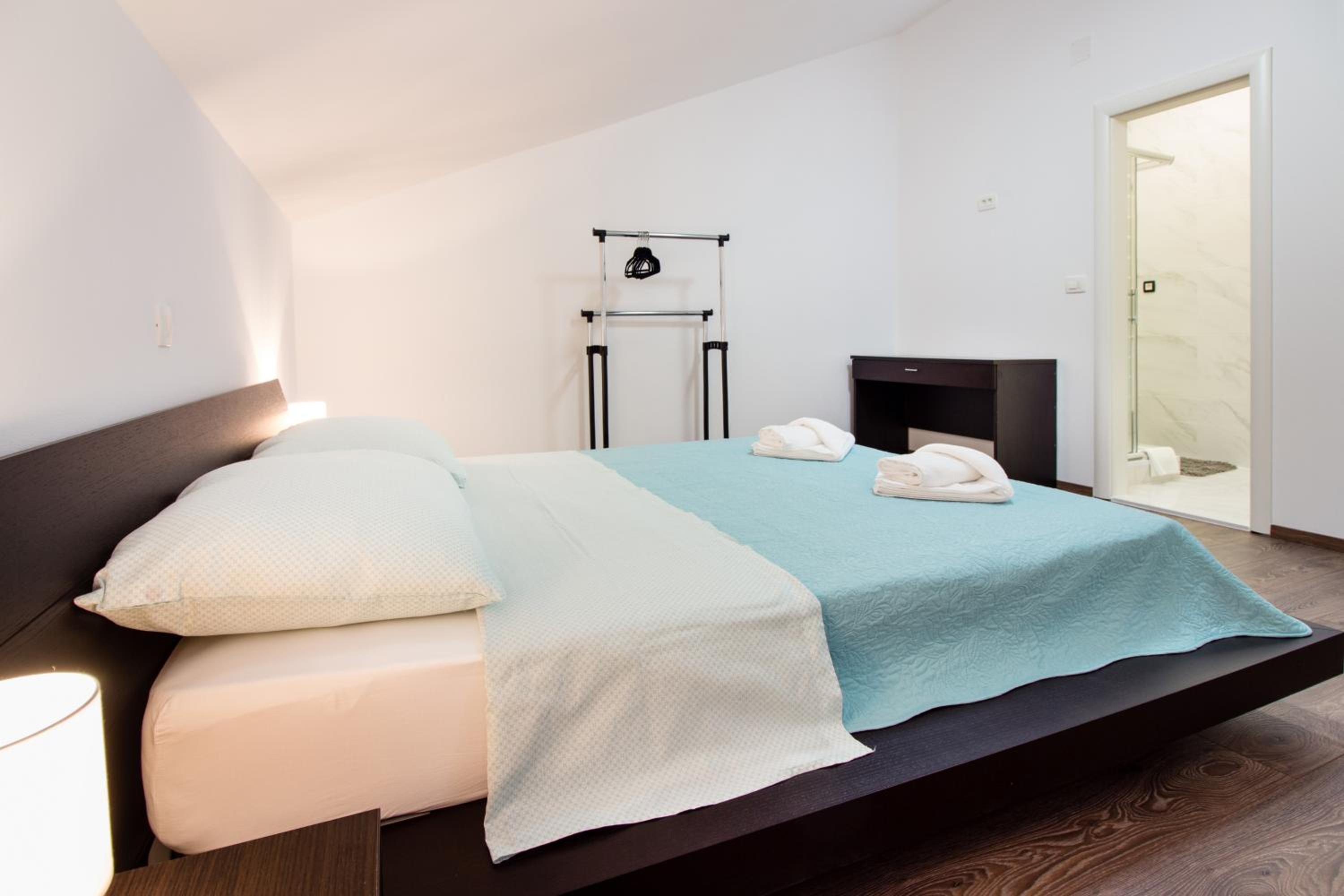 Photo 46