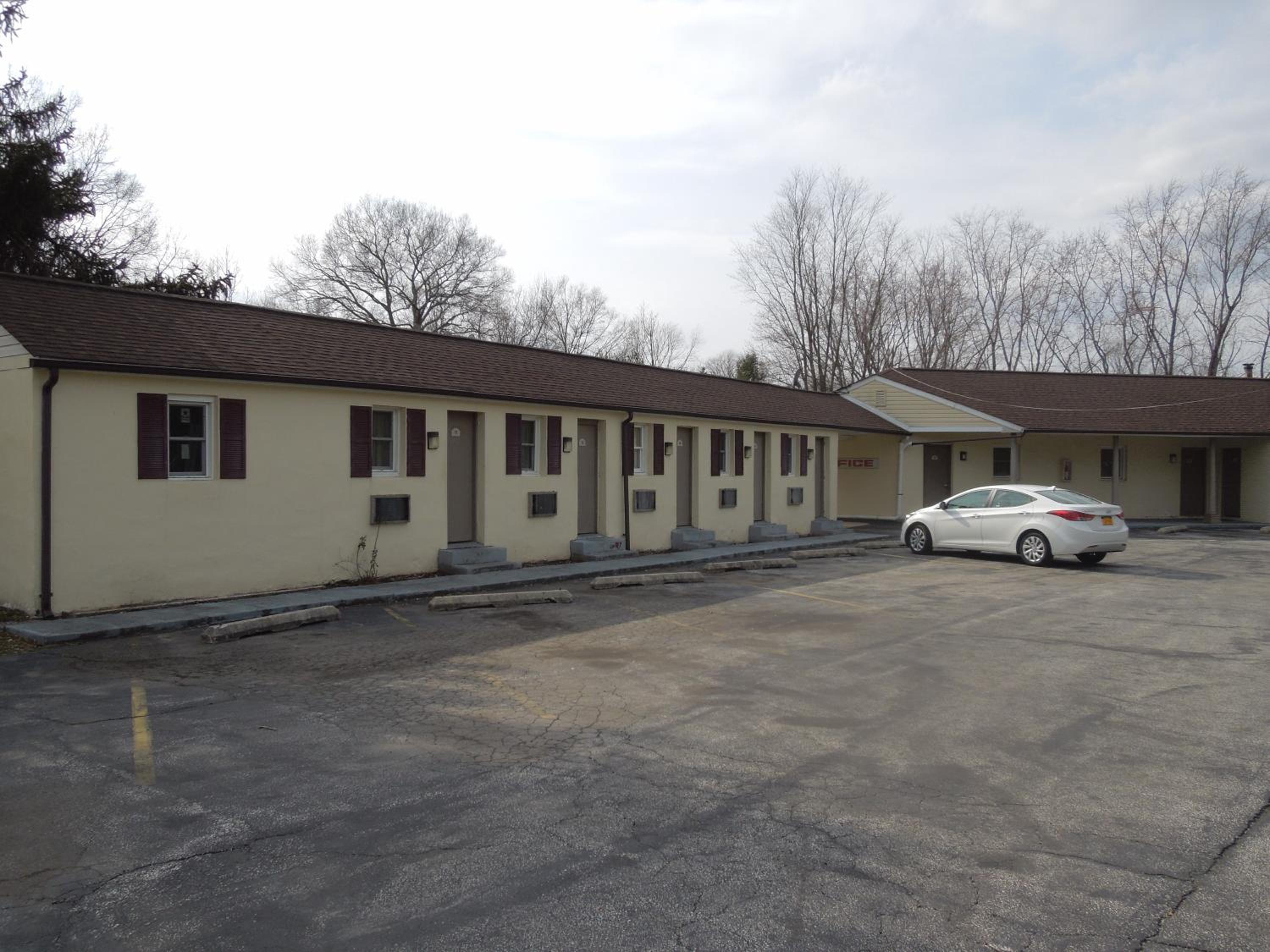 Hotel Red Lion Motel Southampton - Image 1