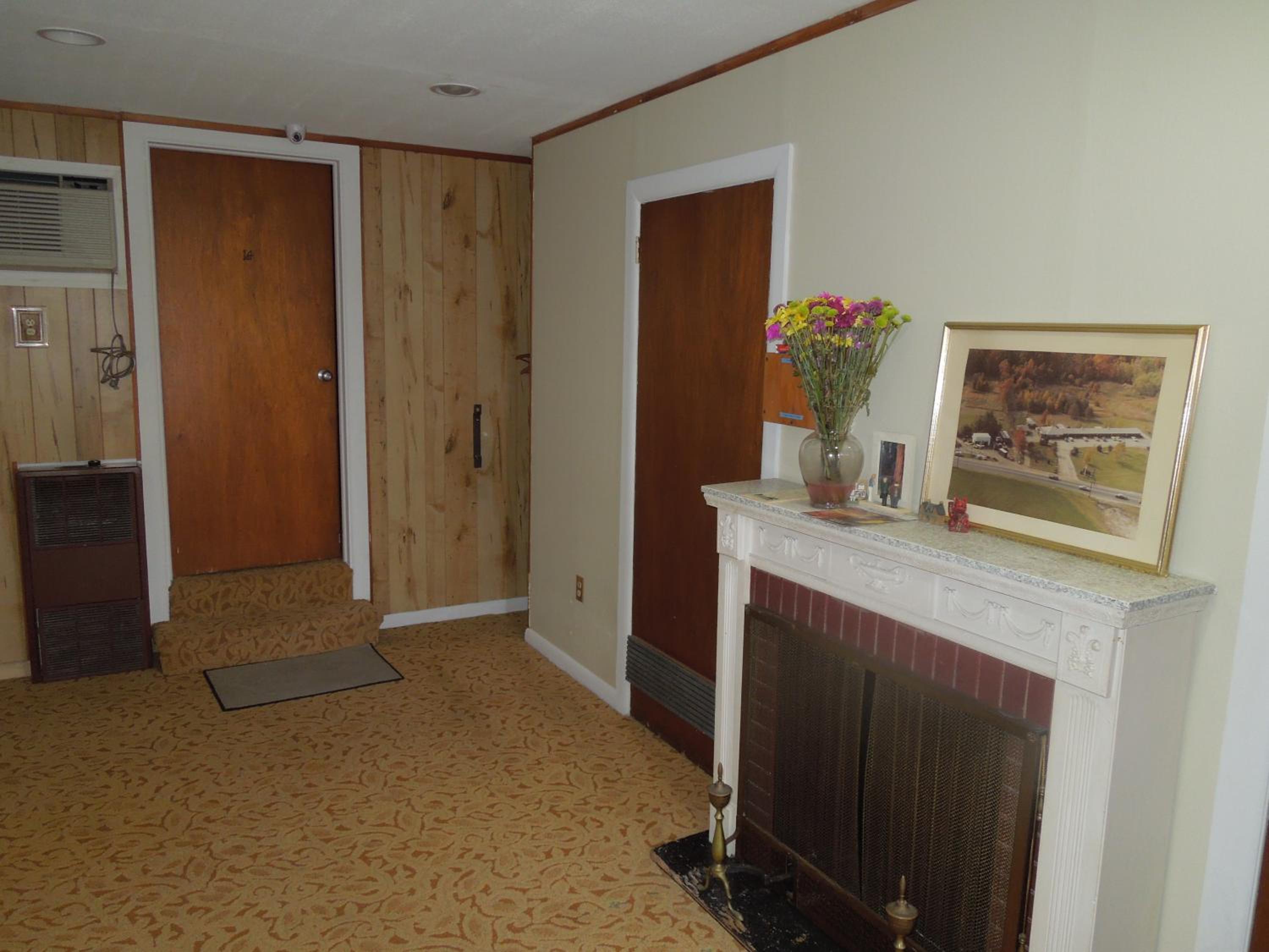 Photo 9