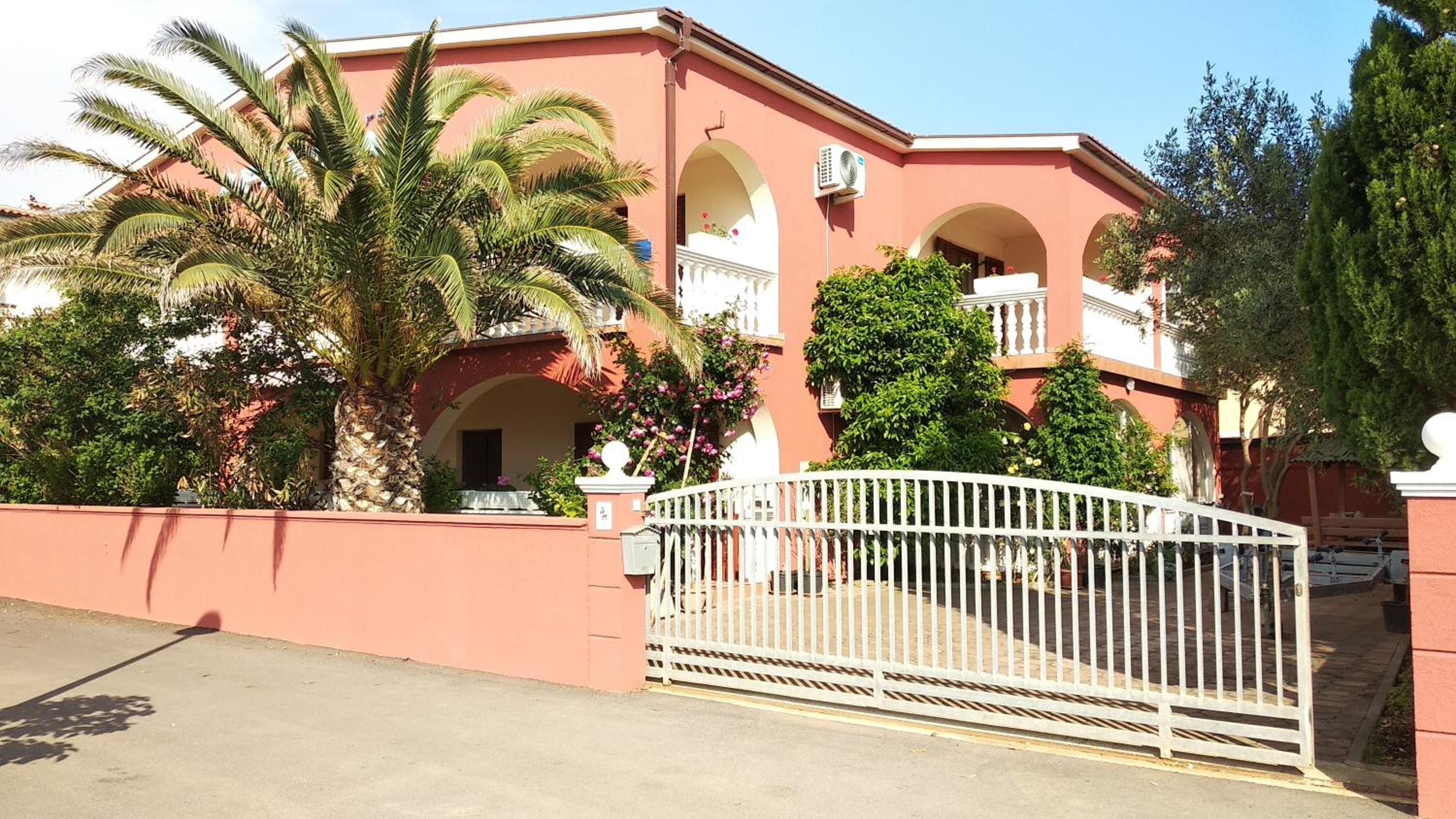 Villa Mare Apartments view 2