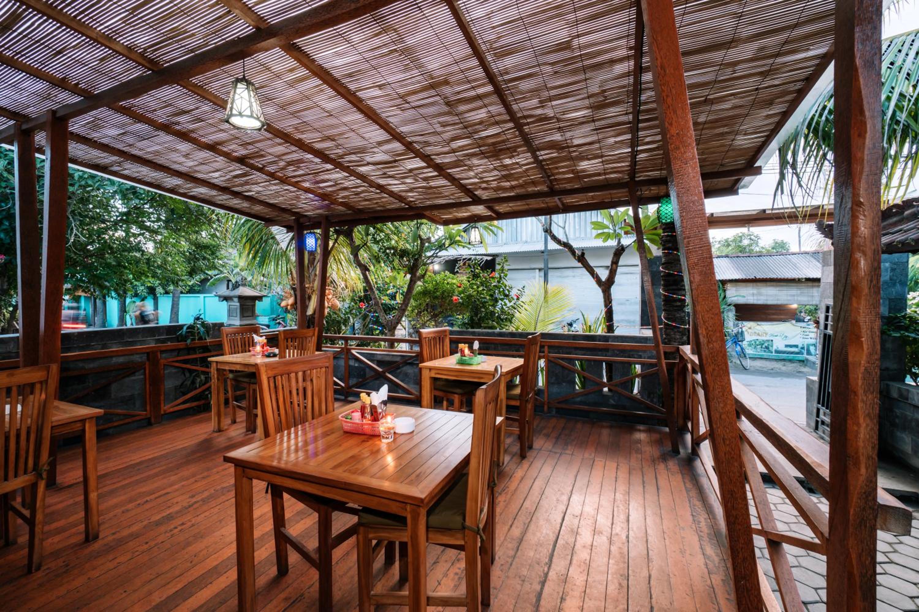D and B Bungalow's by DeWizZ Management