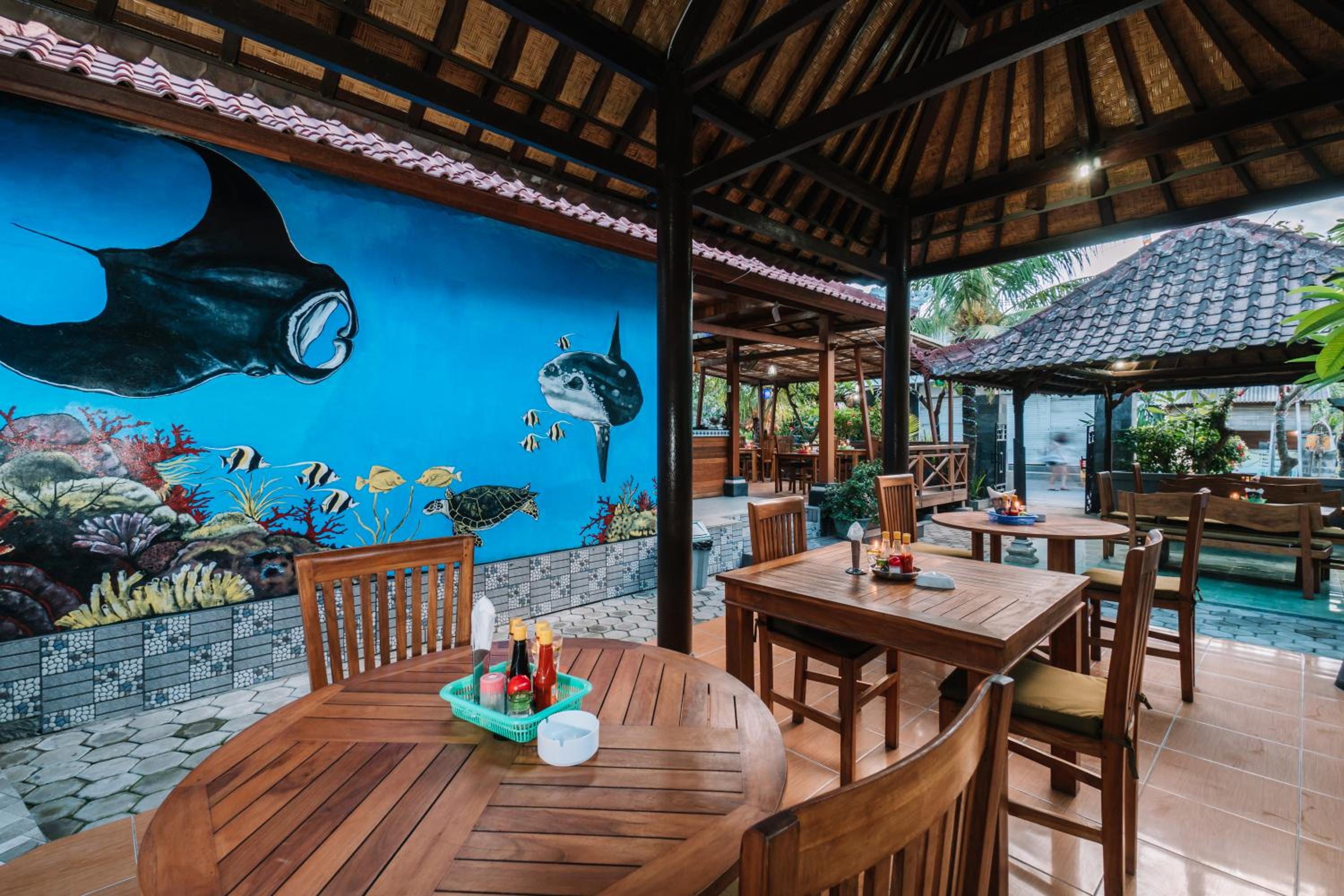 D and B Bungalow's by DeWizZ Management