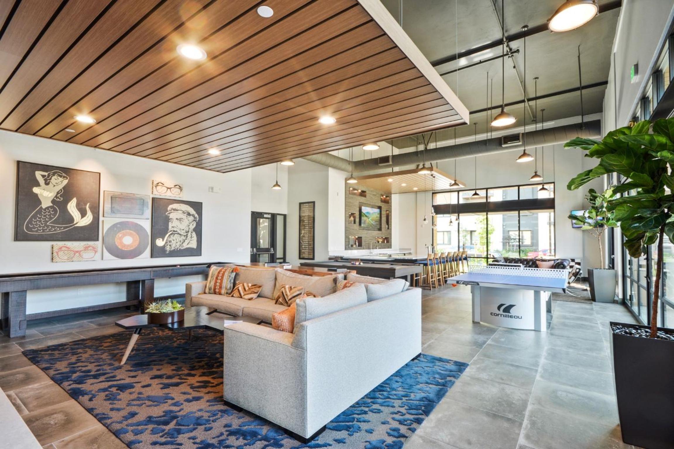 Global Luxury Suites in Menlo Park