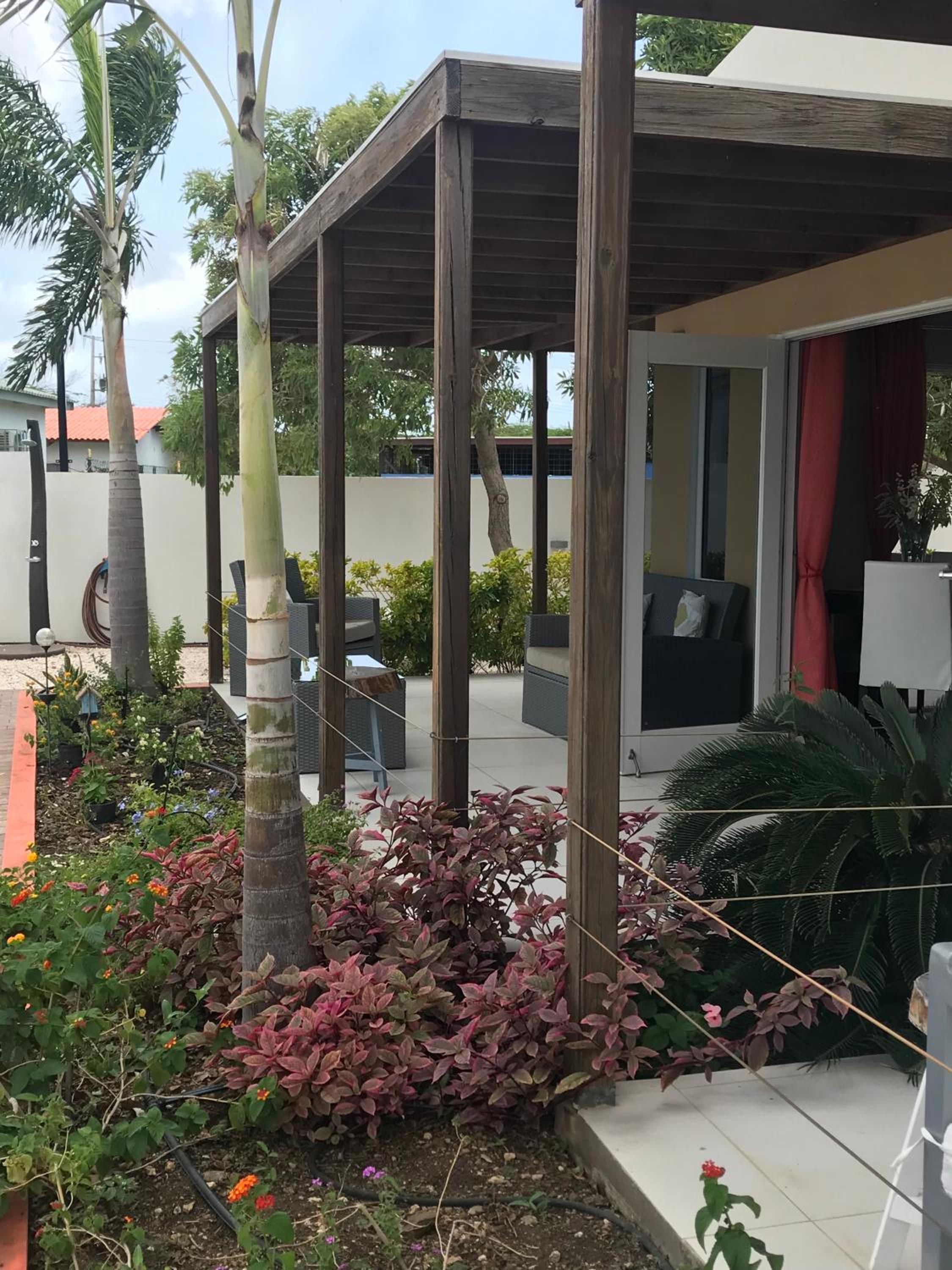Malika Apartments