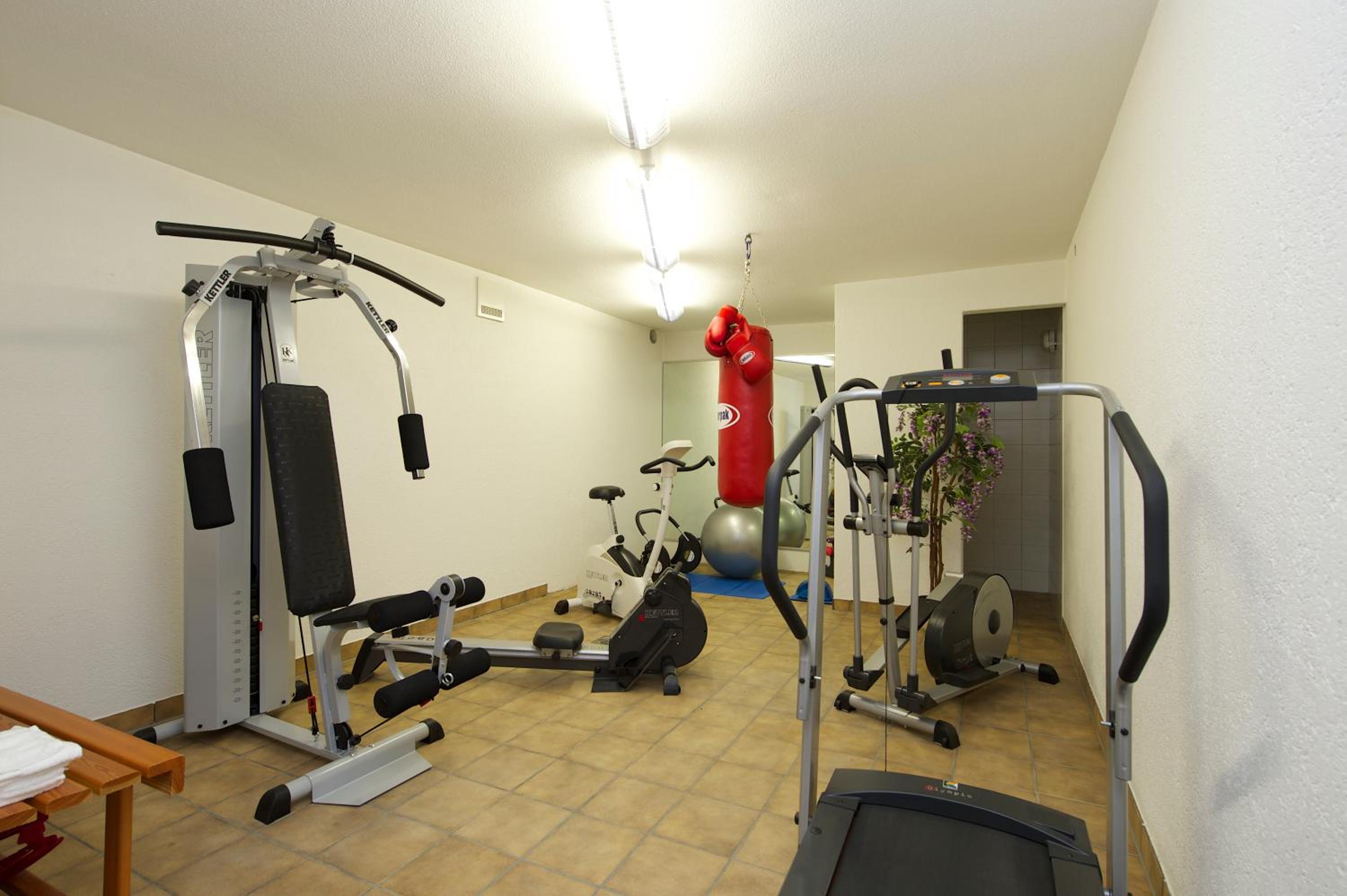 Photo 8