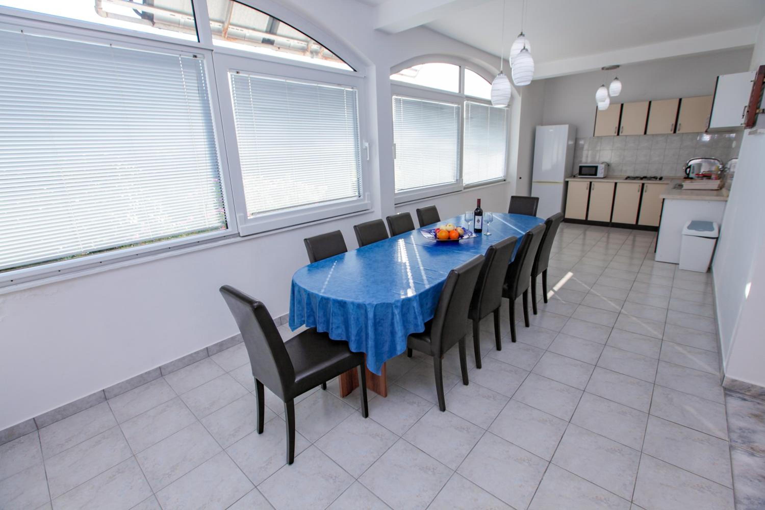 Apartments Dinko