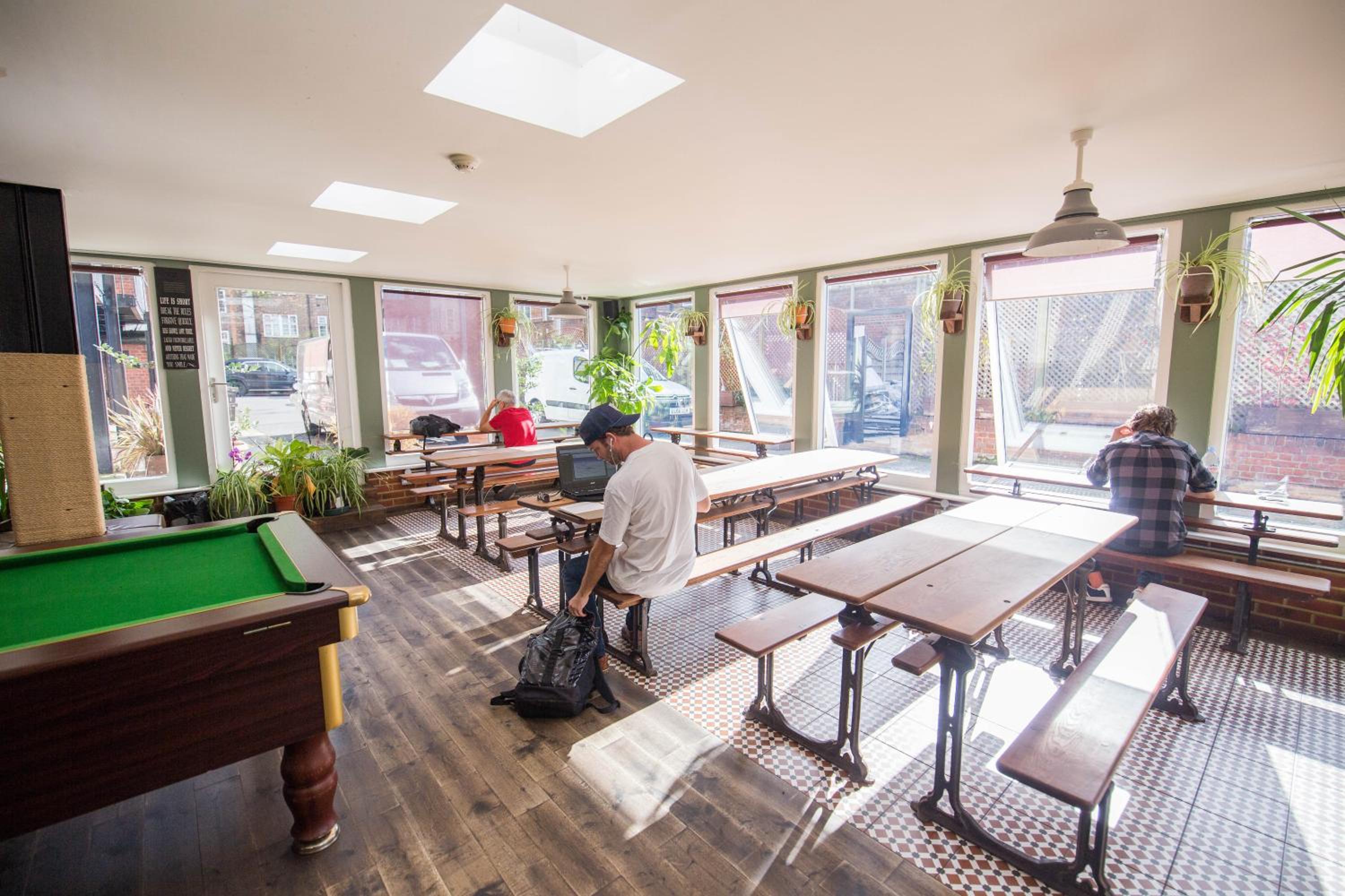 Palmers Lodge Swiss Cottage