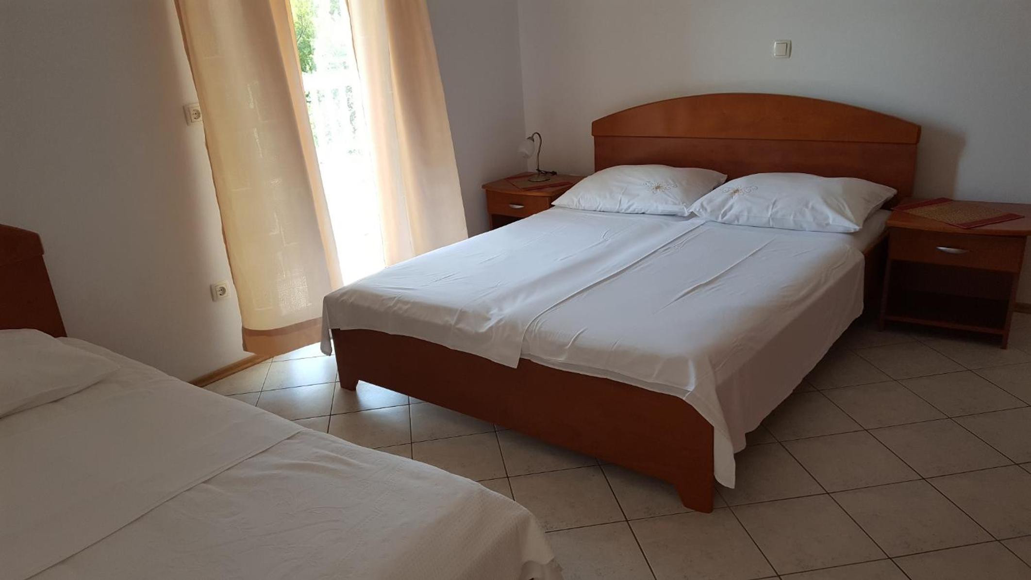 Apartments Galic Omis photo 4