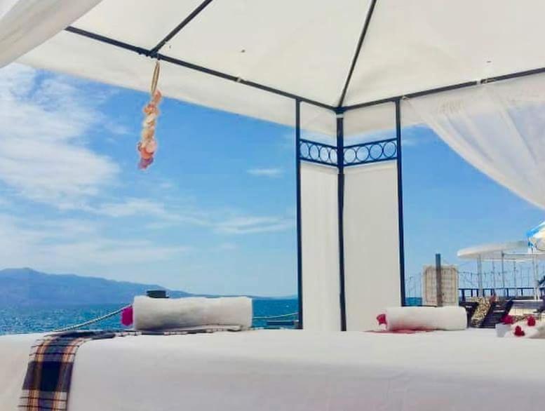 Bougainvill Sunset Villa
