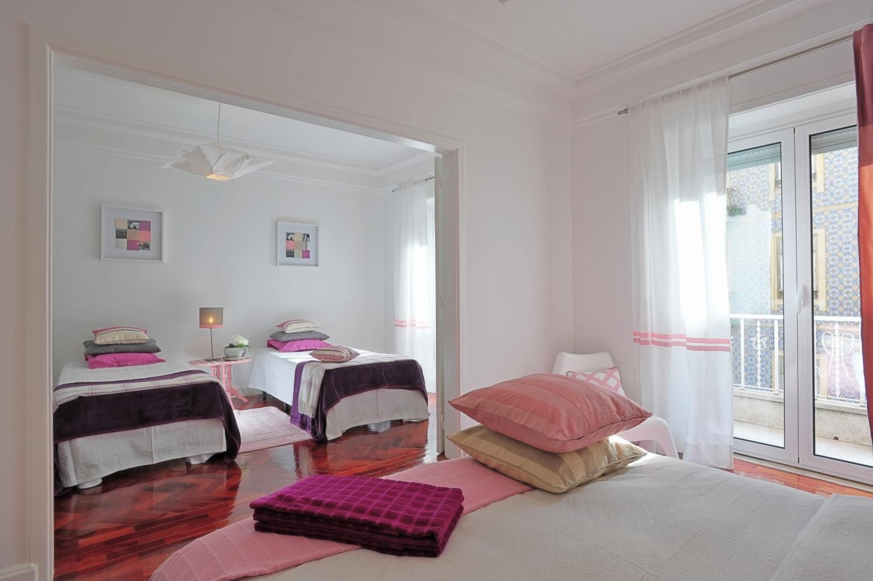 Liverpool Antic 5 Bedrooms view 3