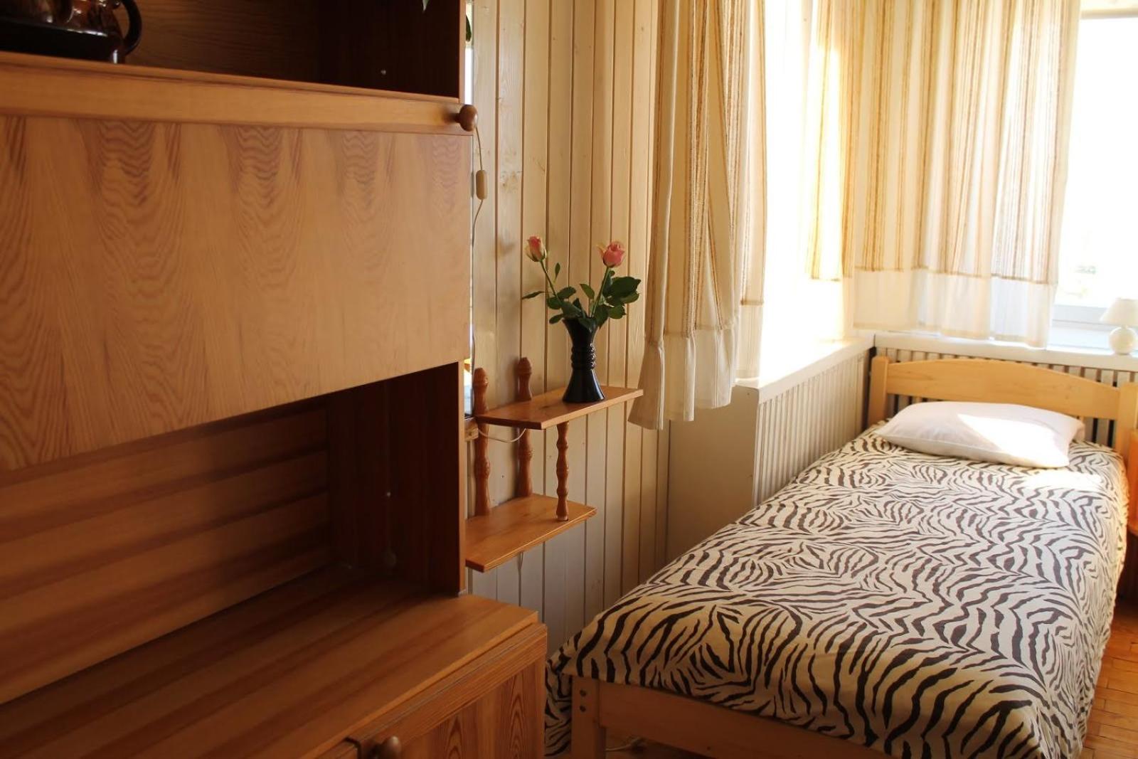 Lepa Guest House