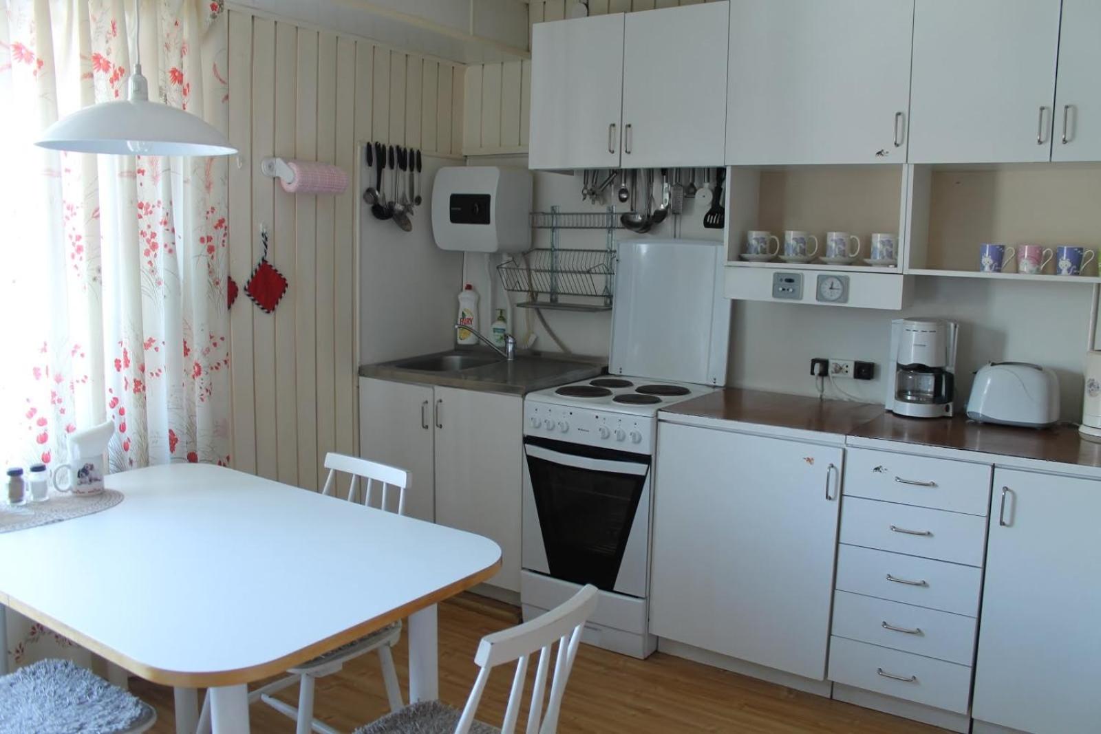 Lepa Guest House