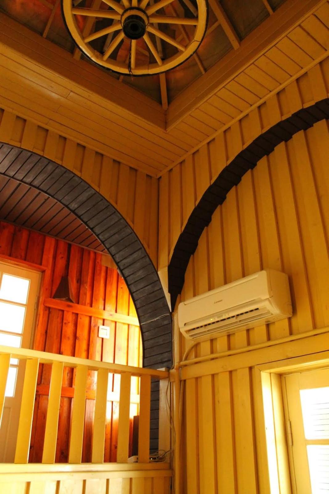 Lepa Guest House