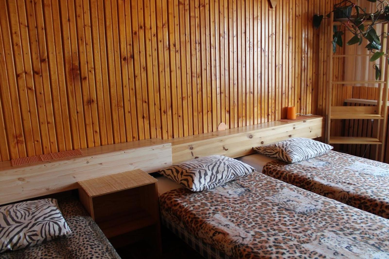 Lepa Guest House