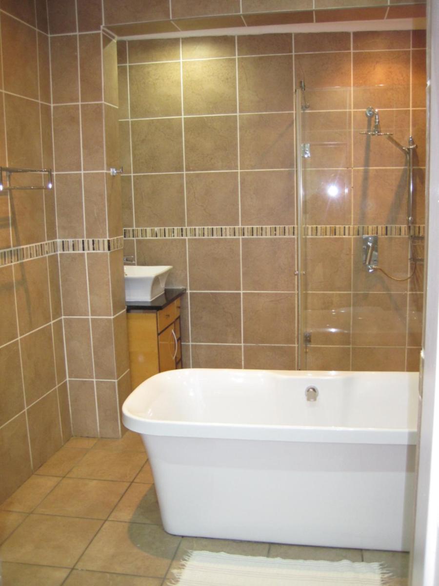 Photo 28