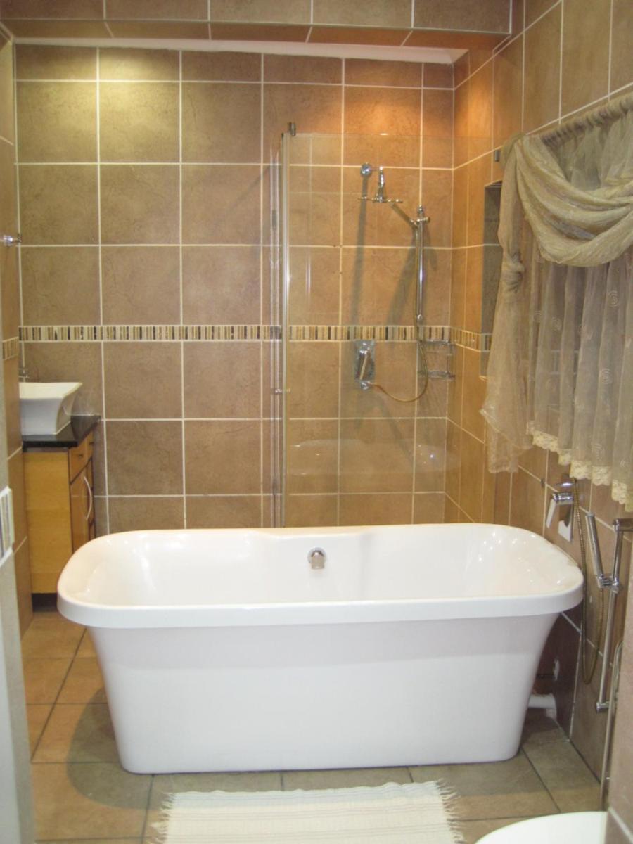 Photo 29