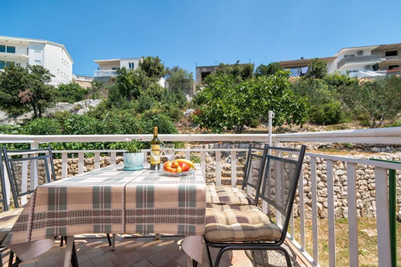 Apartments IN