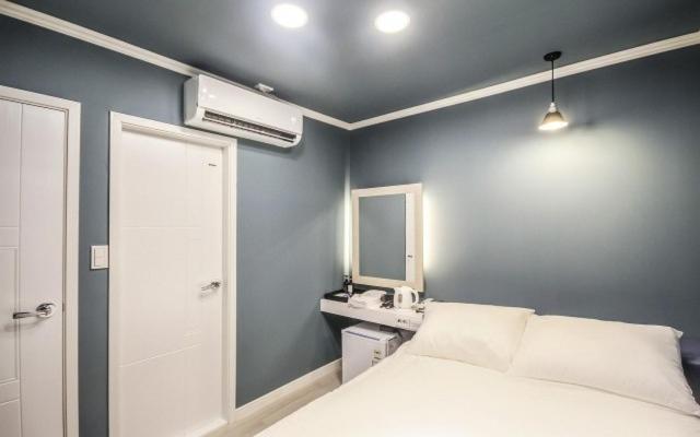 Inn Hotel