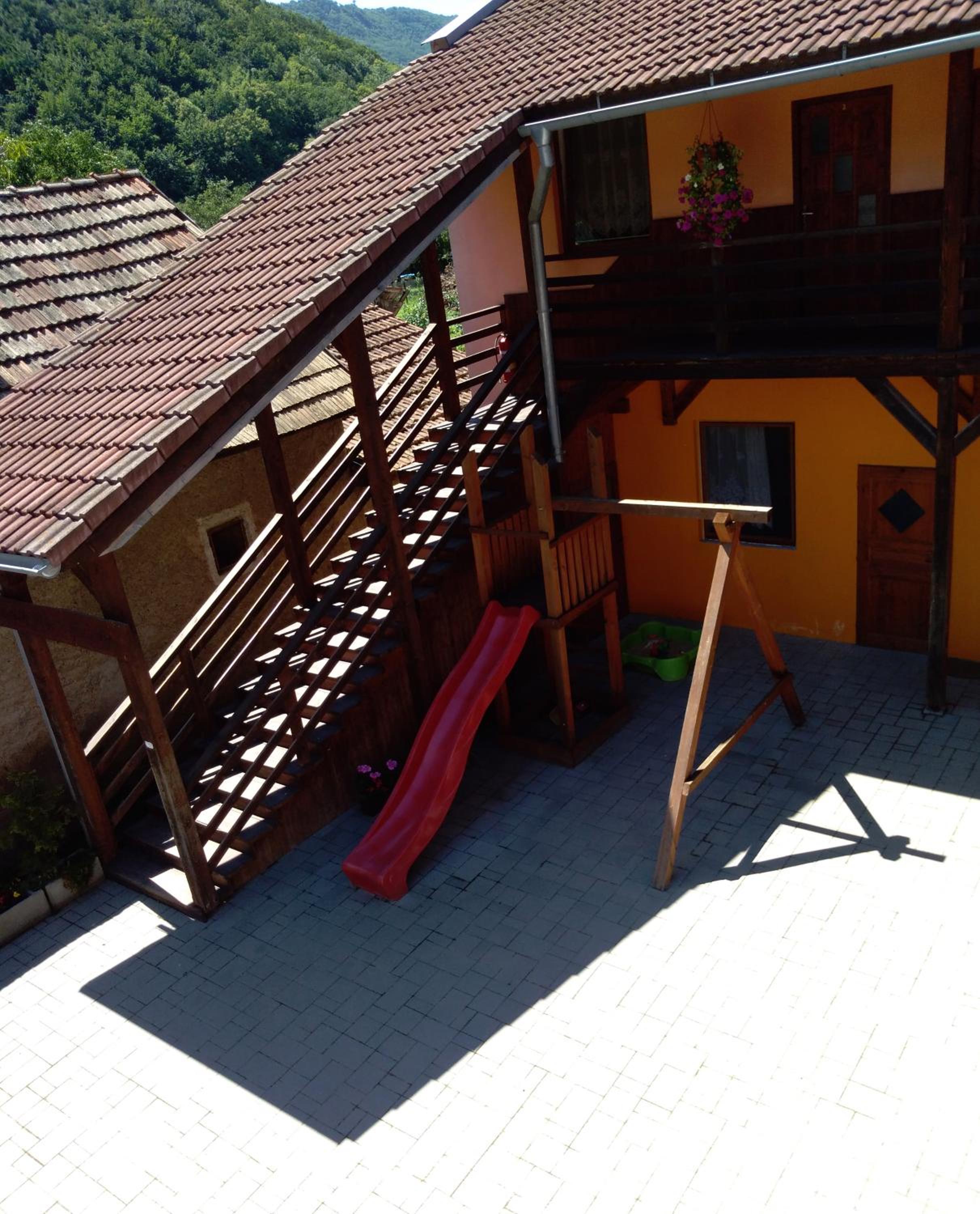 Photo 17