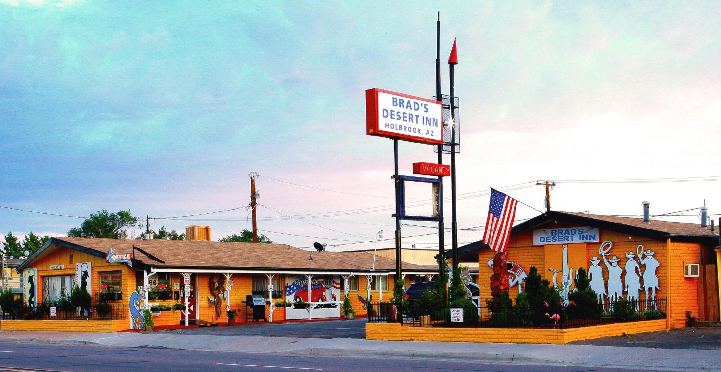Holbrook Vacations - Brad's Desert Inn - Property Image 7