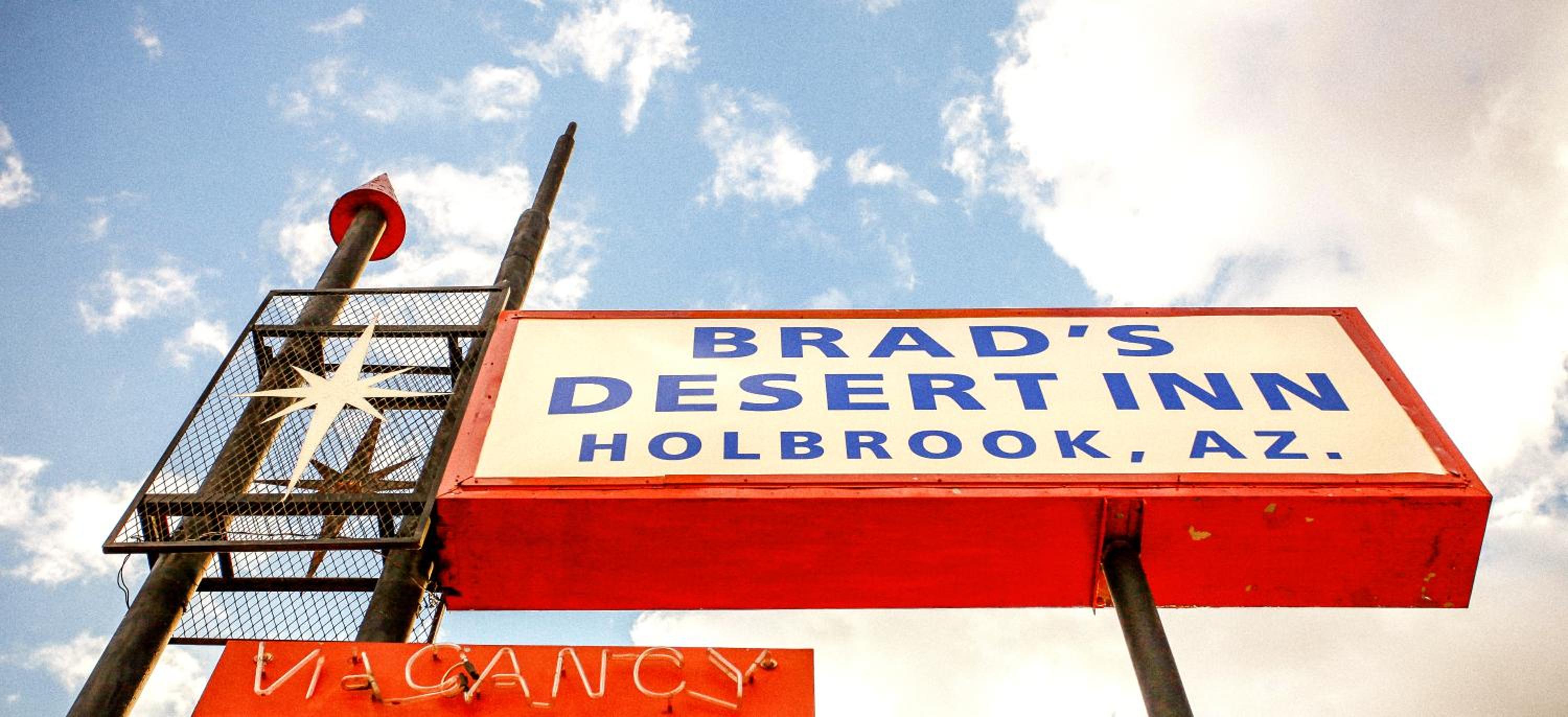 Holbrook Vacations - Brad's Desert Inn - Property Image 8