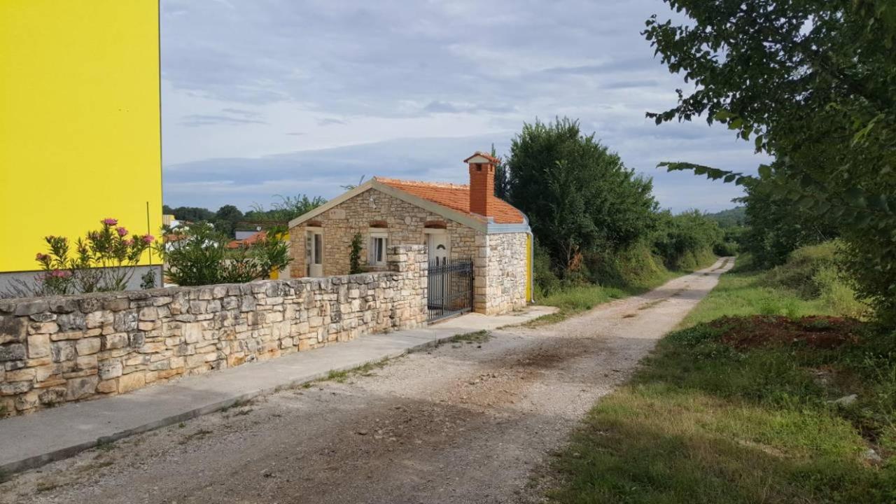 Lovely house view 3