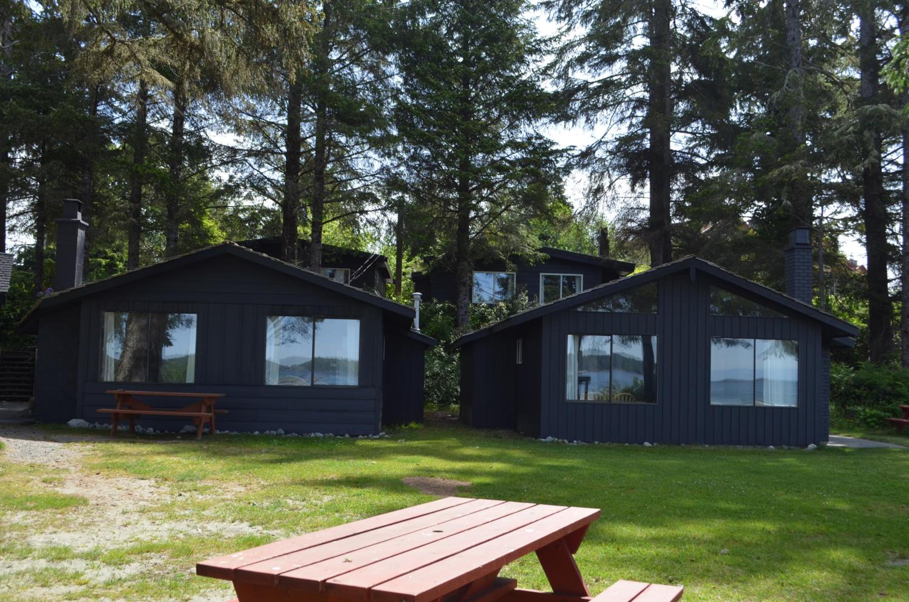 Tofino Vacations - Mackenzie Beach Resort - Property Image 11