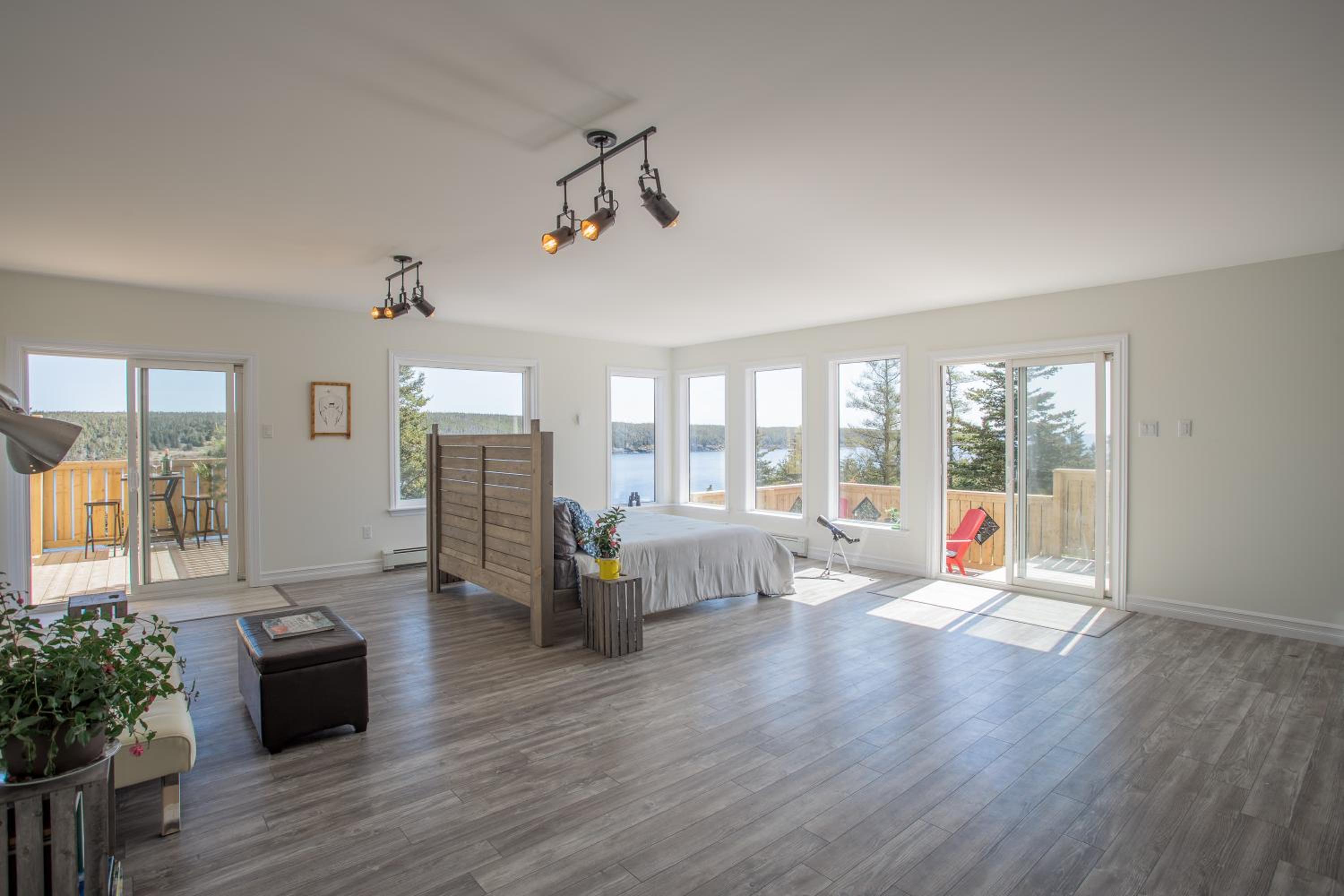 Whale House Guest House