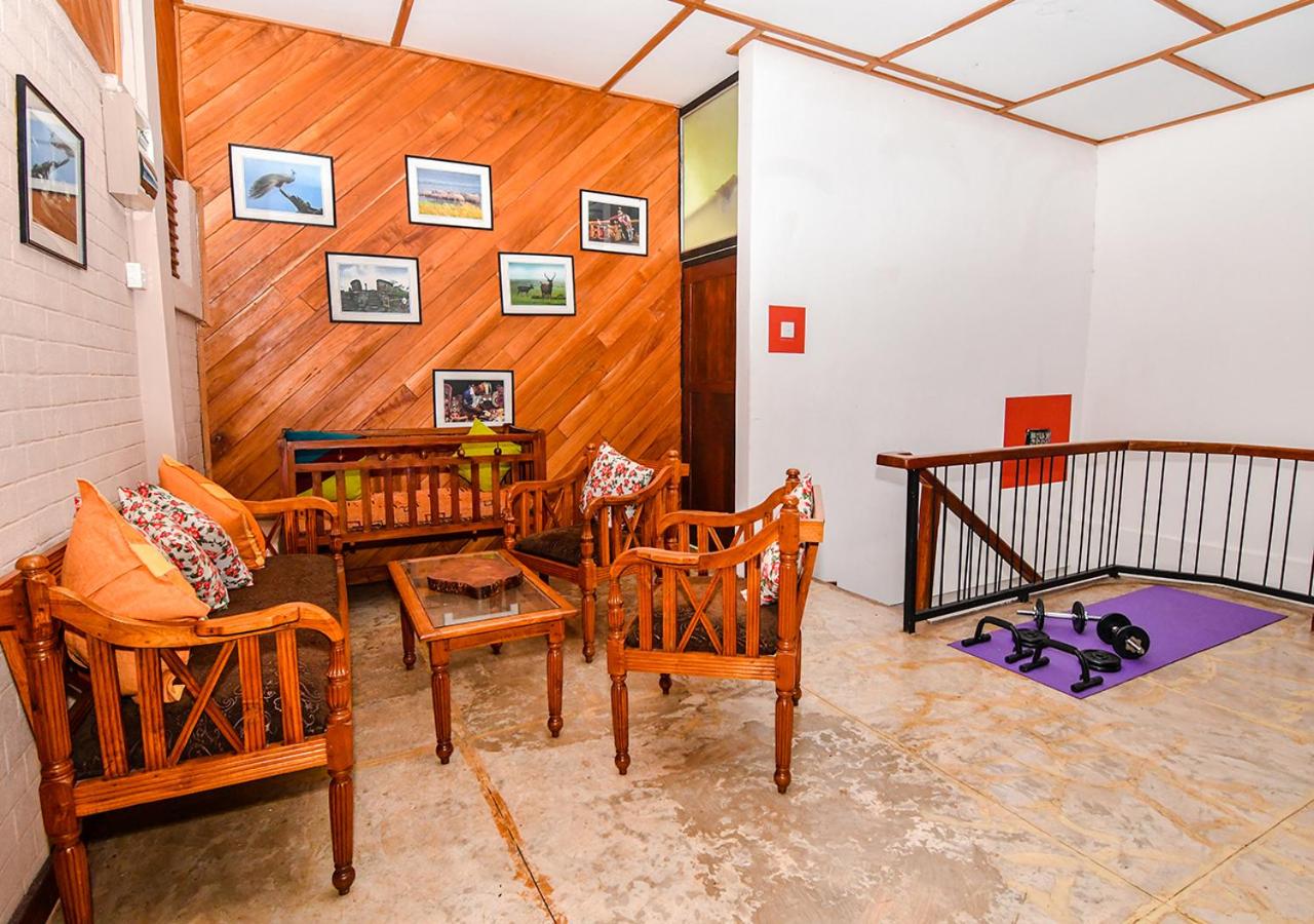 Thotupola Residence