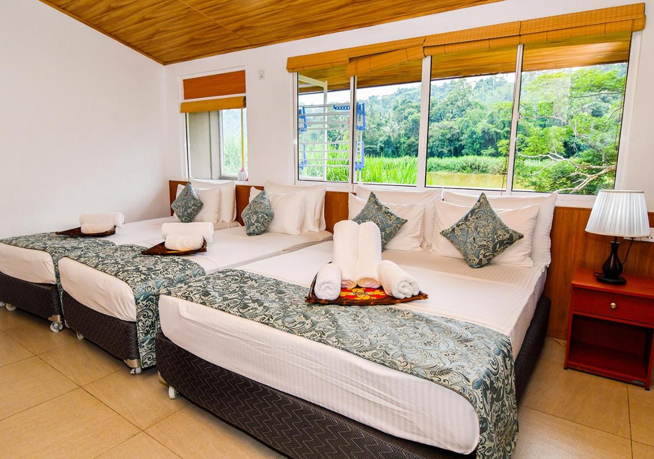 Thotupola Residence
