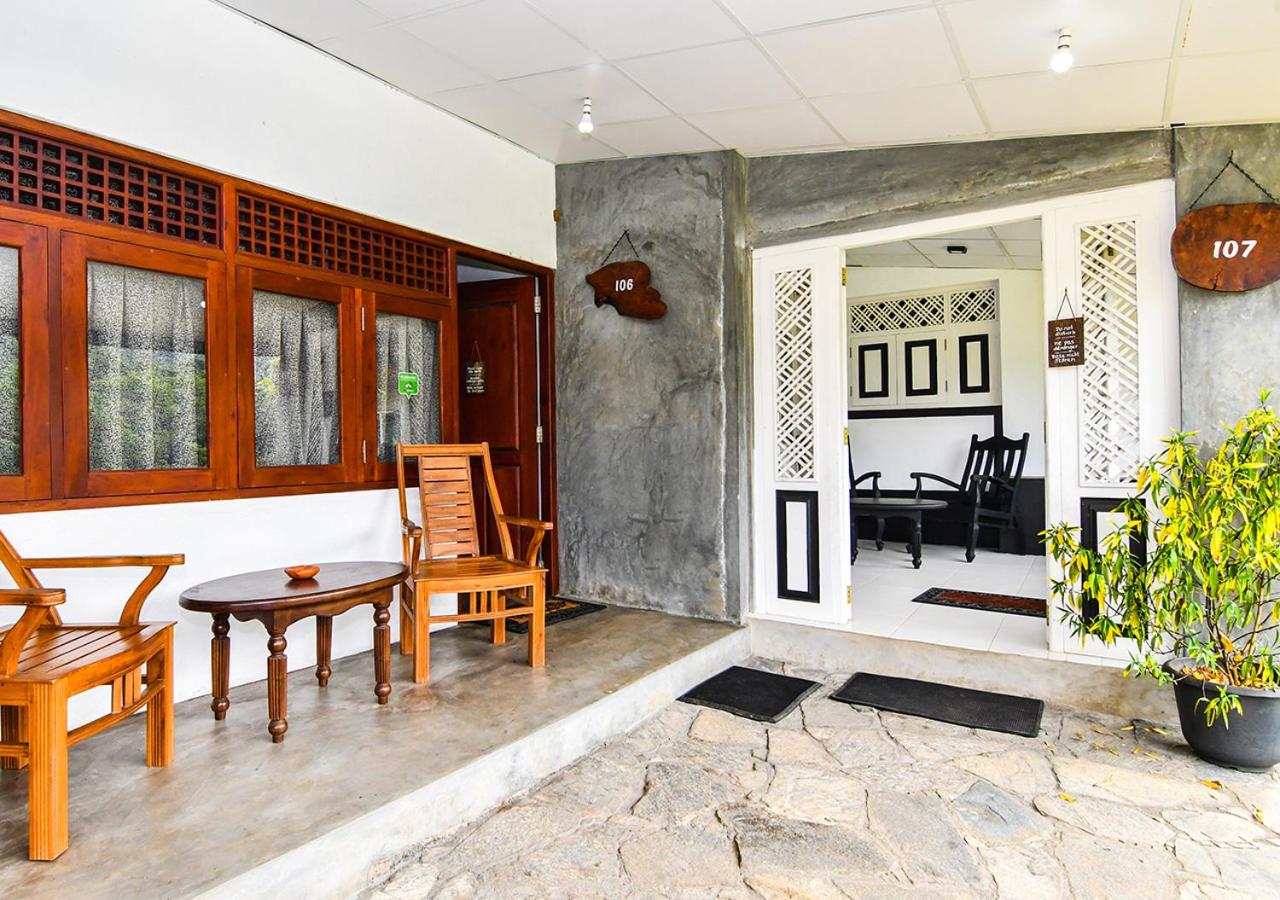 Thotupola Residence