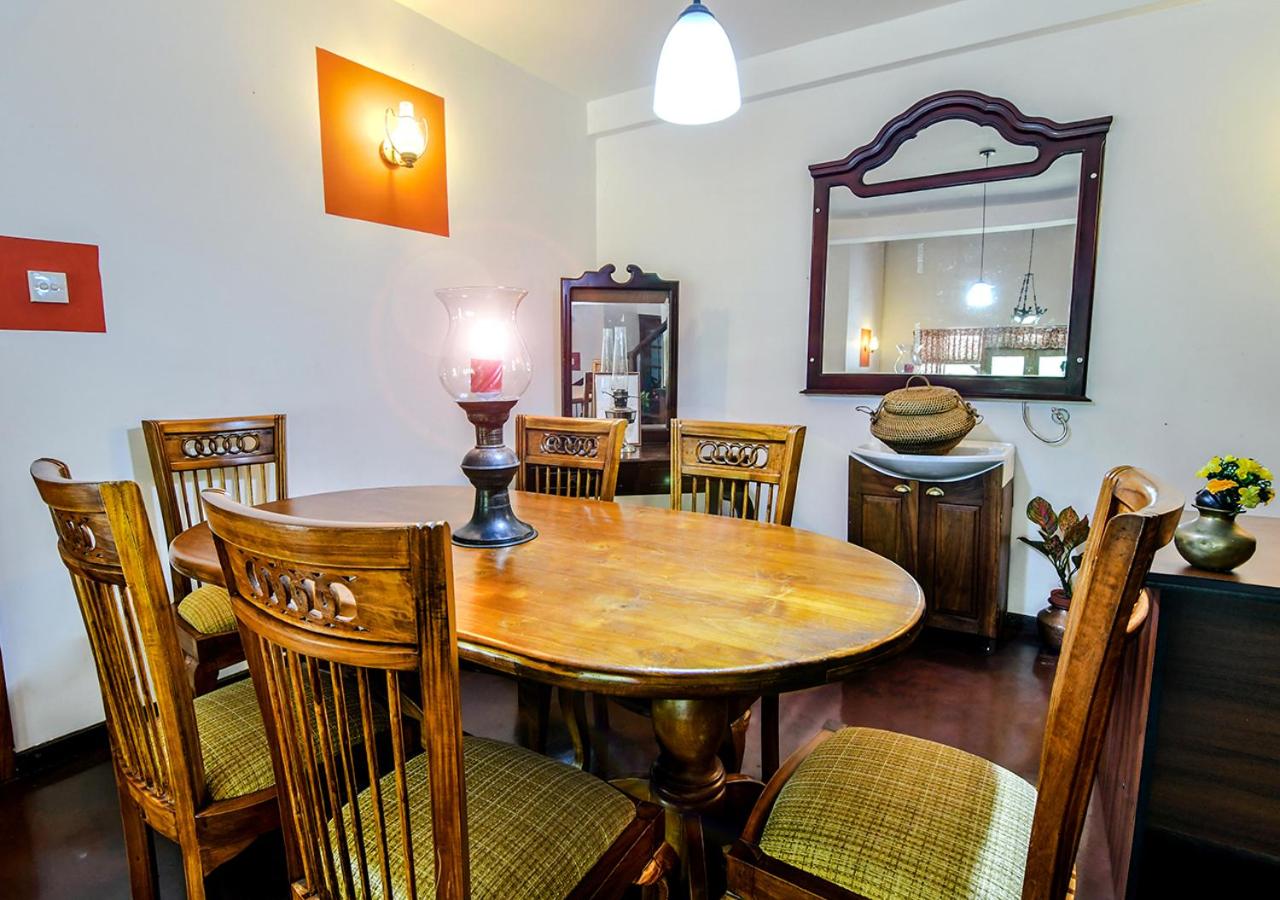 Thotupola Residence