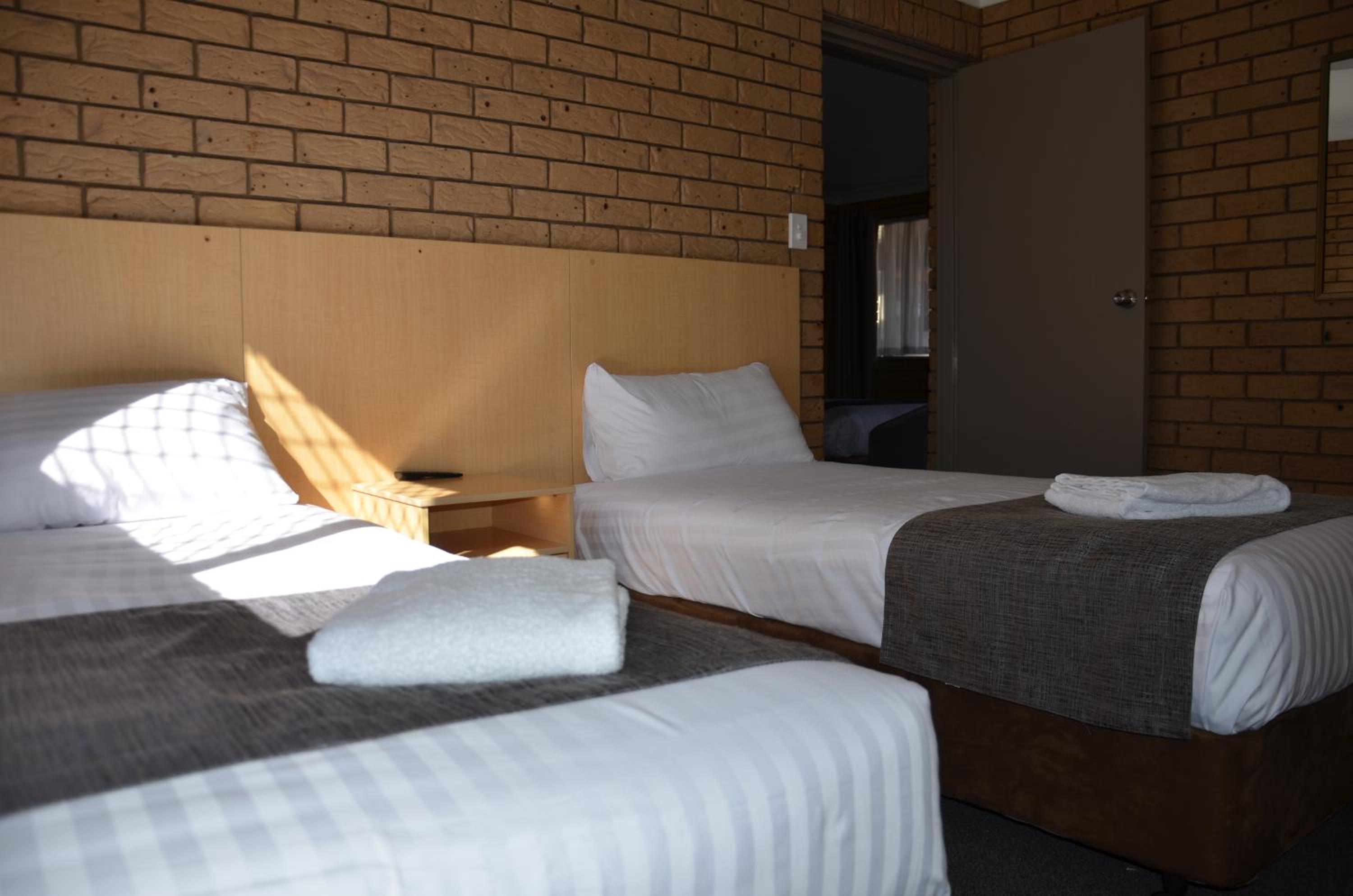 Sunray Motor Inn