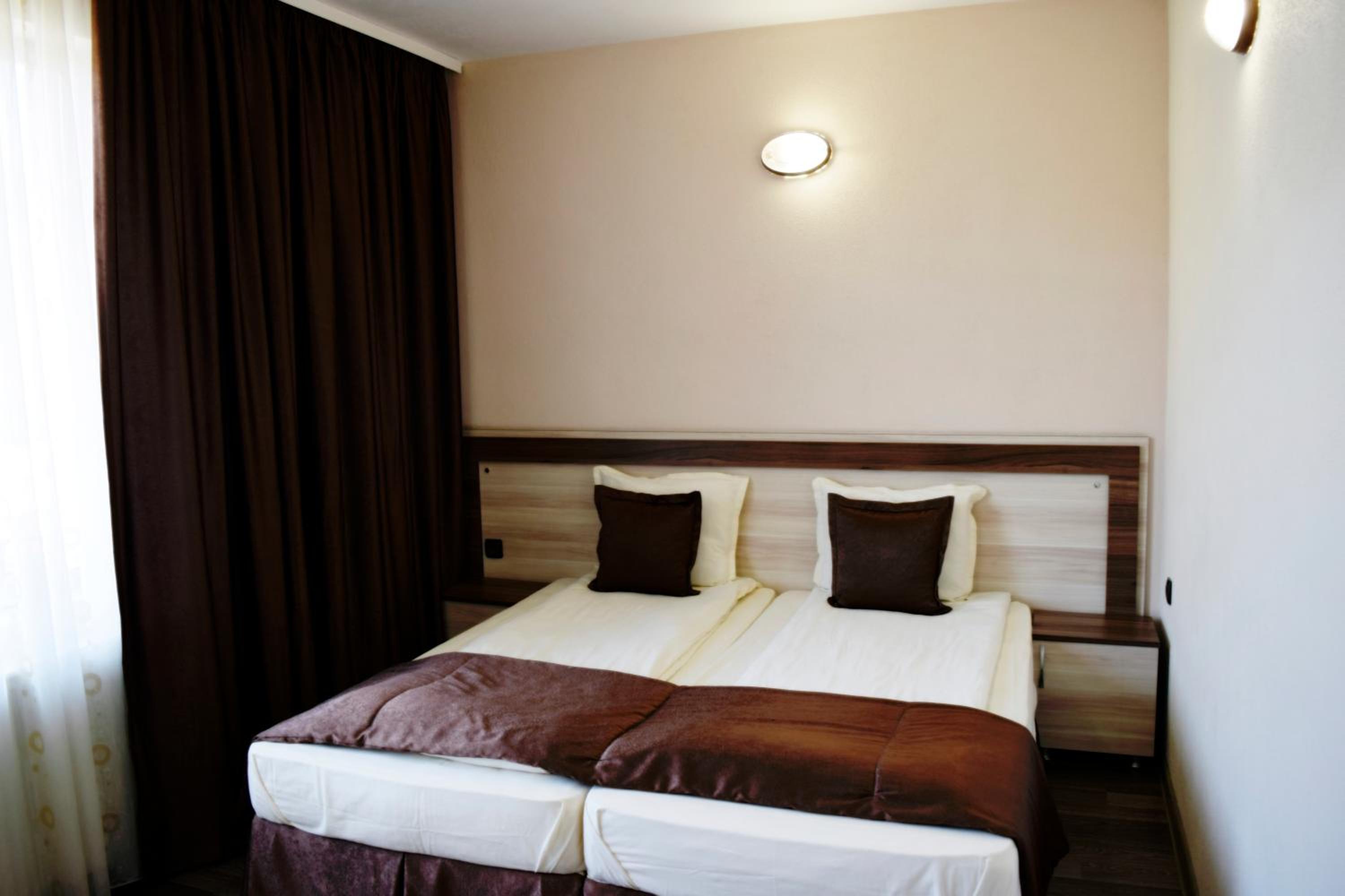 Family Hotel Neliya