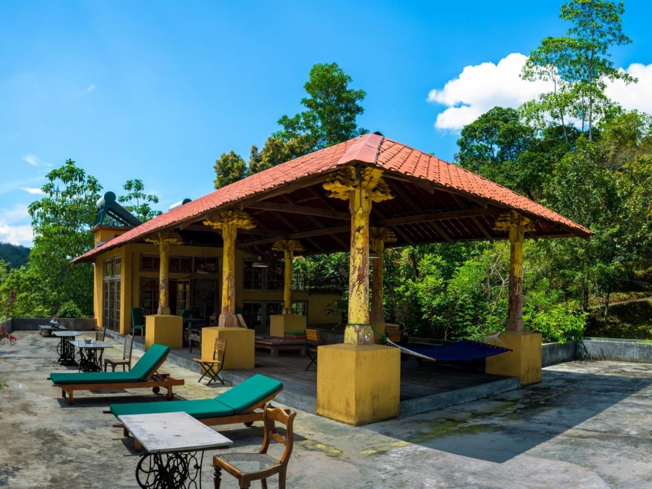The Kandy Samadhicentre view 5