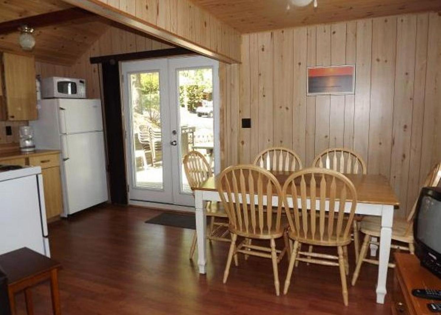 Cloverleaf Cottages