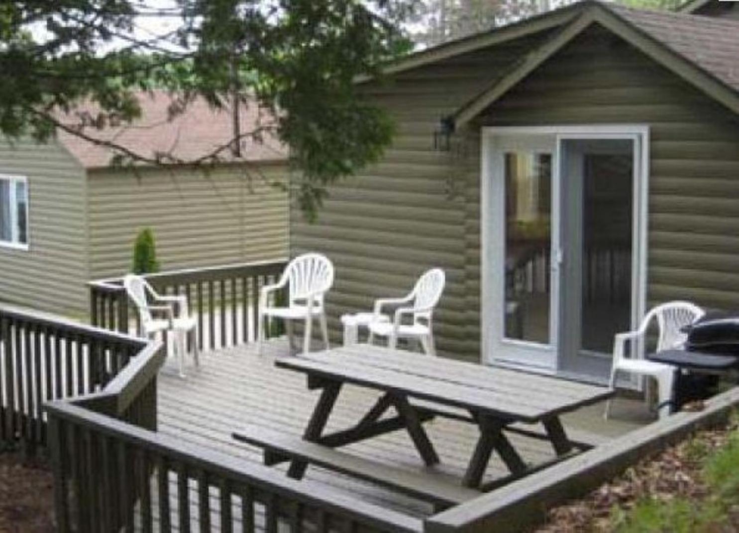 Cloverleaf Cottages