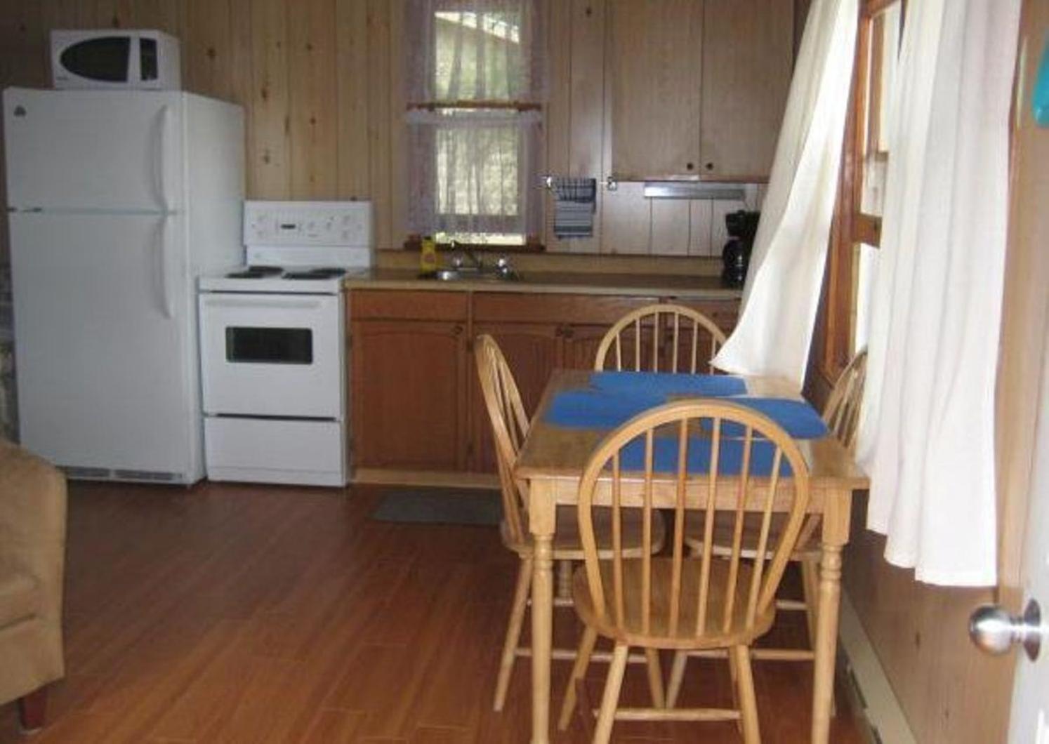 Cloverleaf Cottages