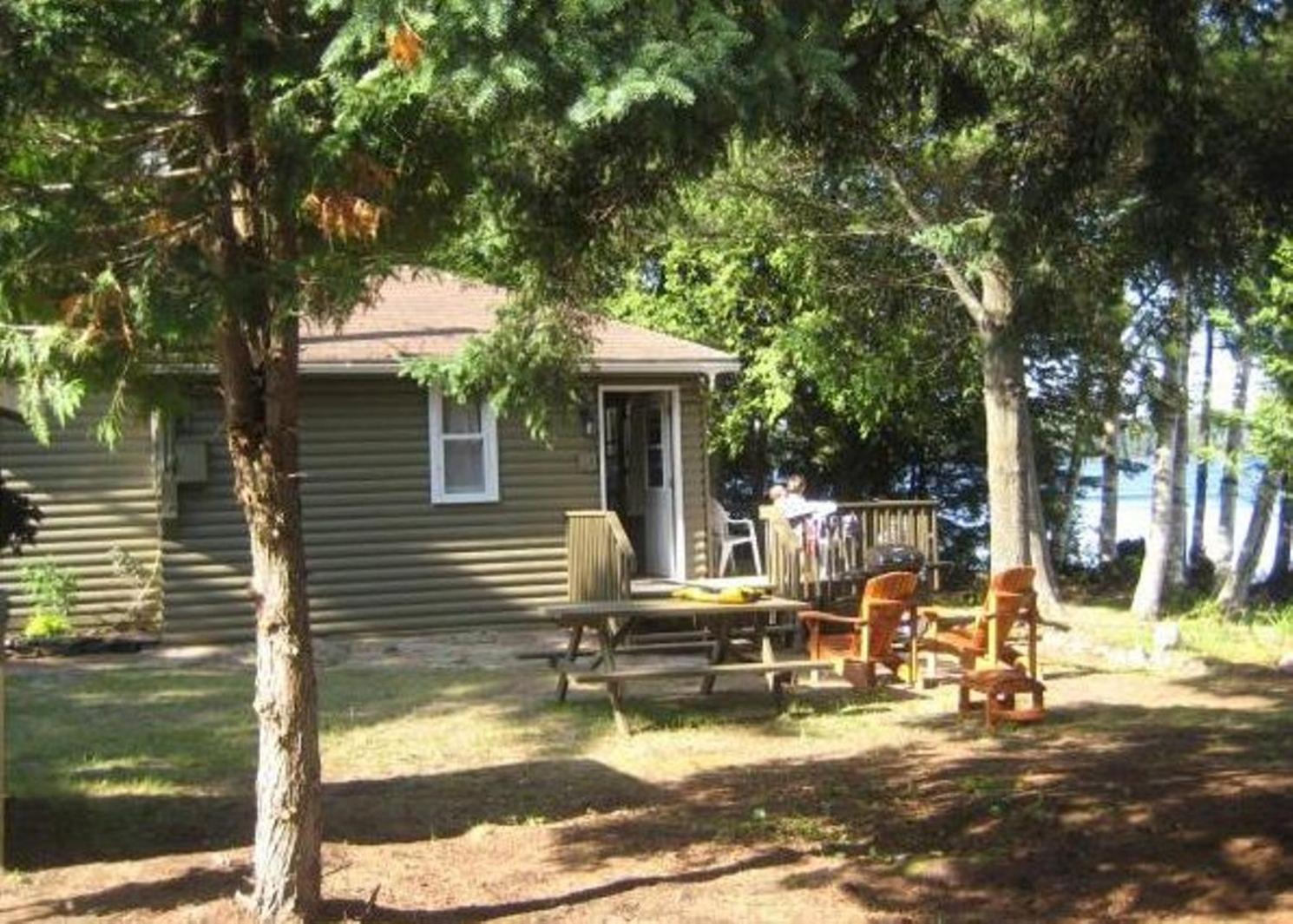 Cloverleaf Cottages
