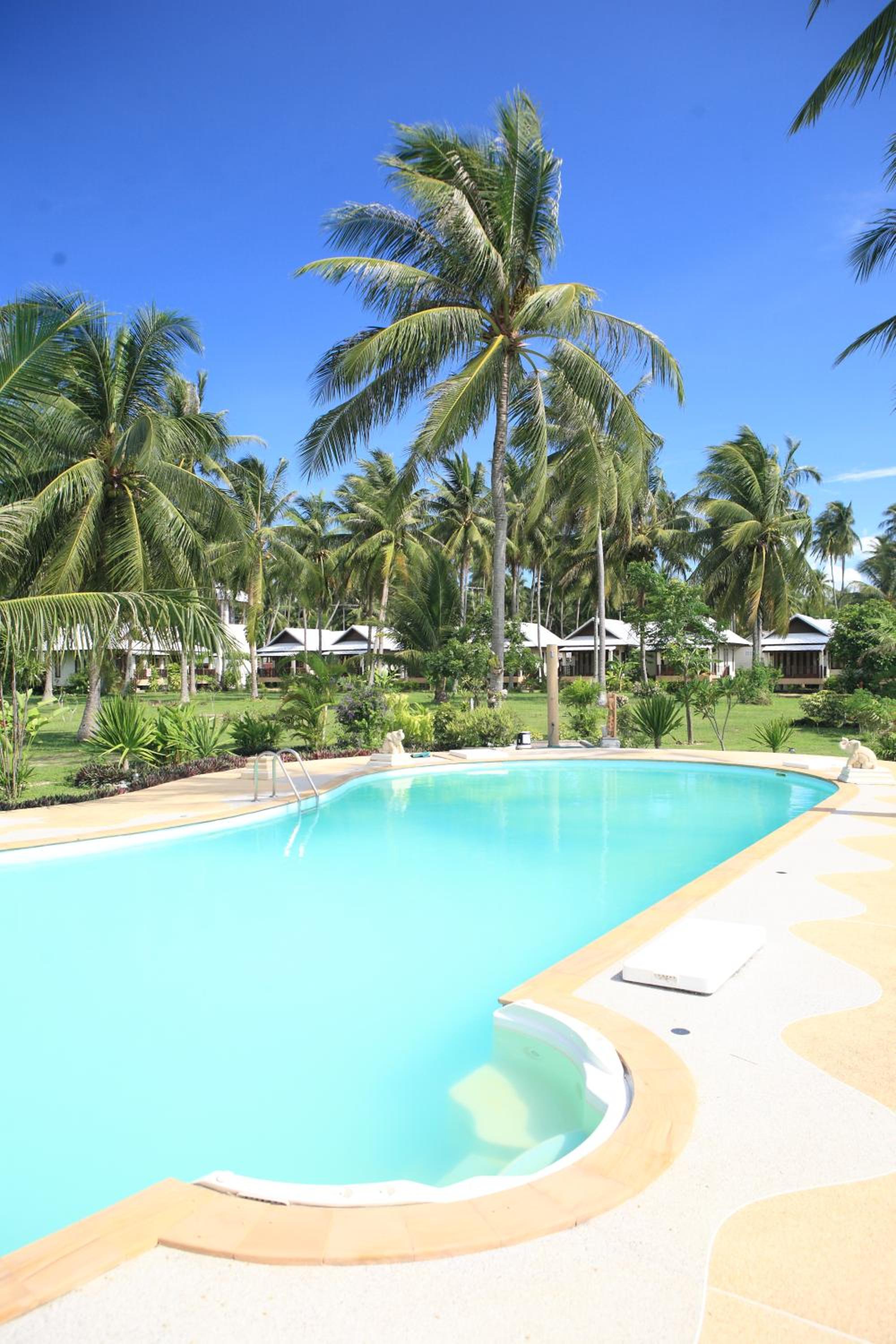 Phangka Paradise Resort