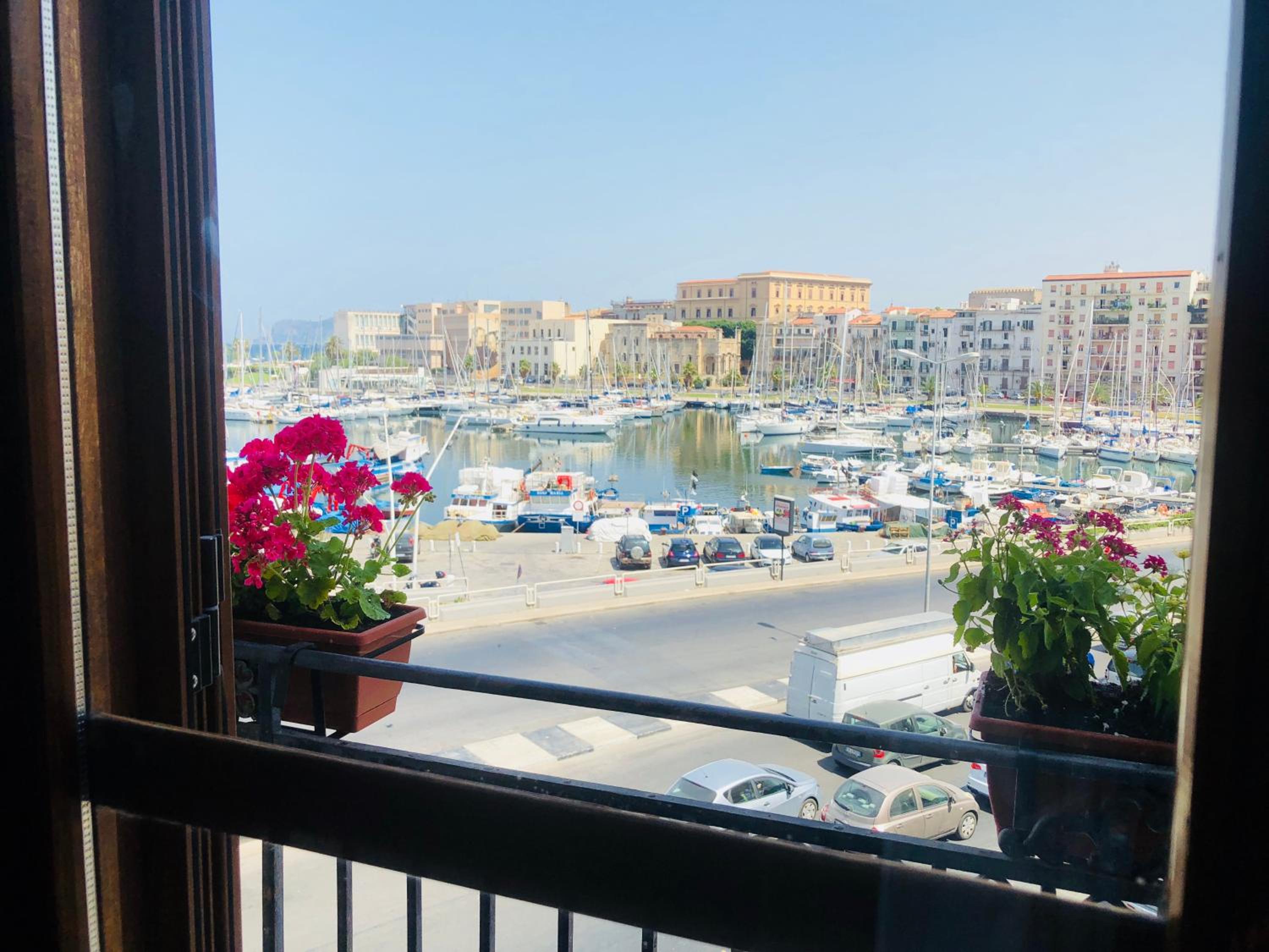 Kasa Kala Rooms & Apartments