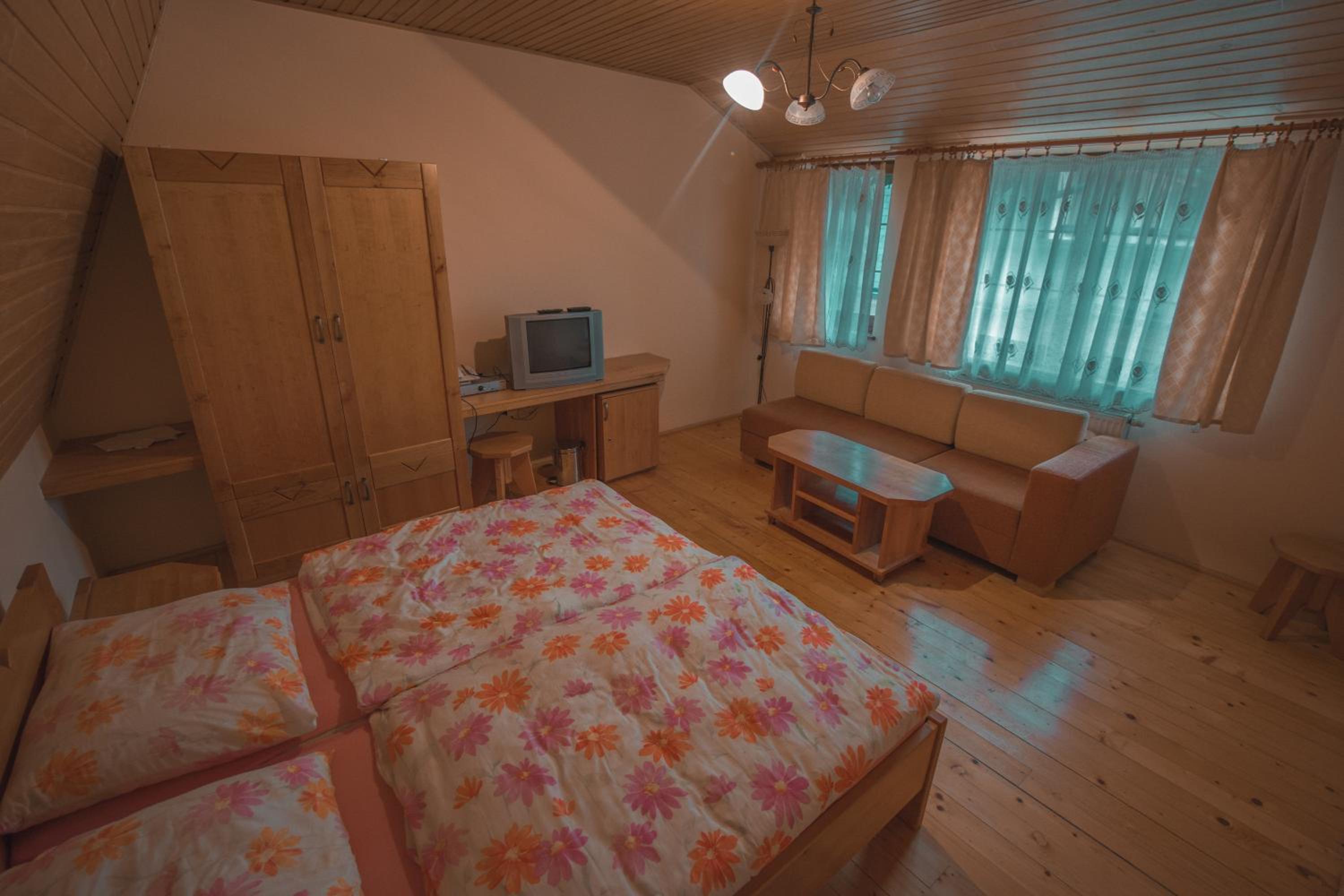 Photo 26